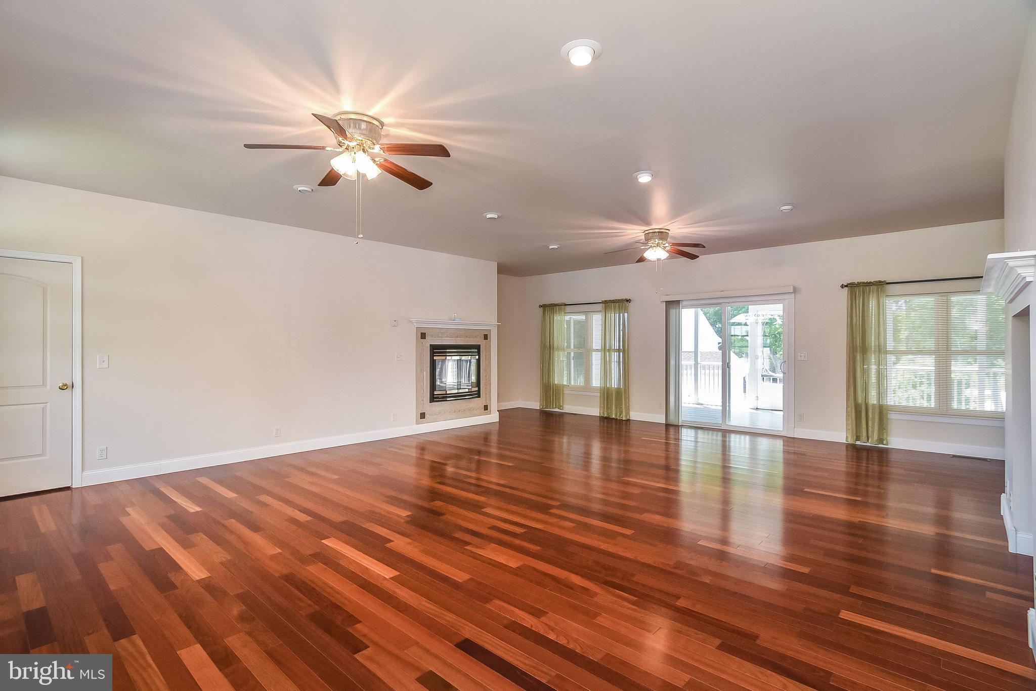 CABIN POINT - Residential