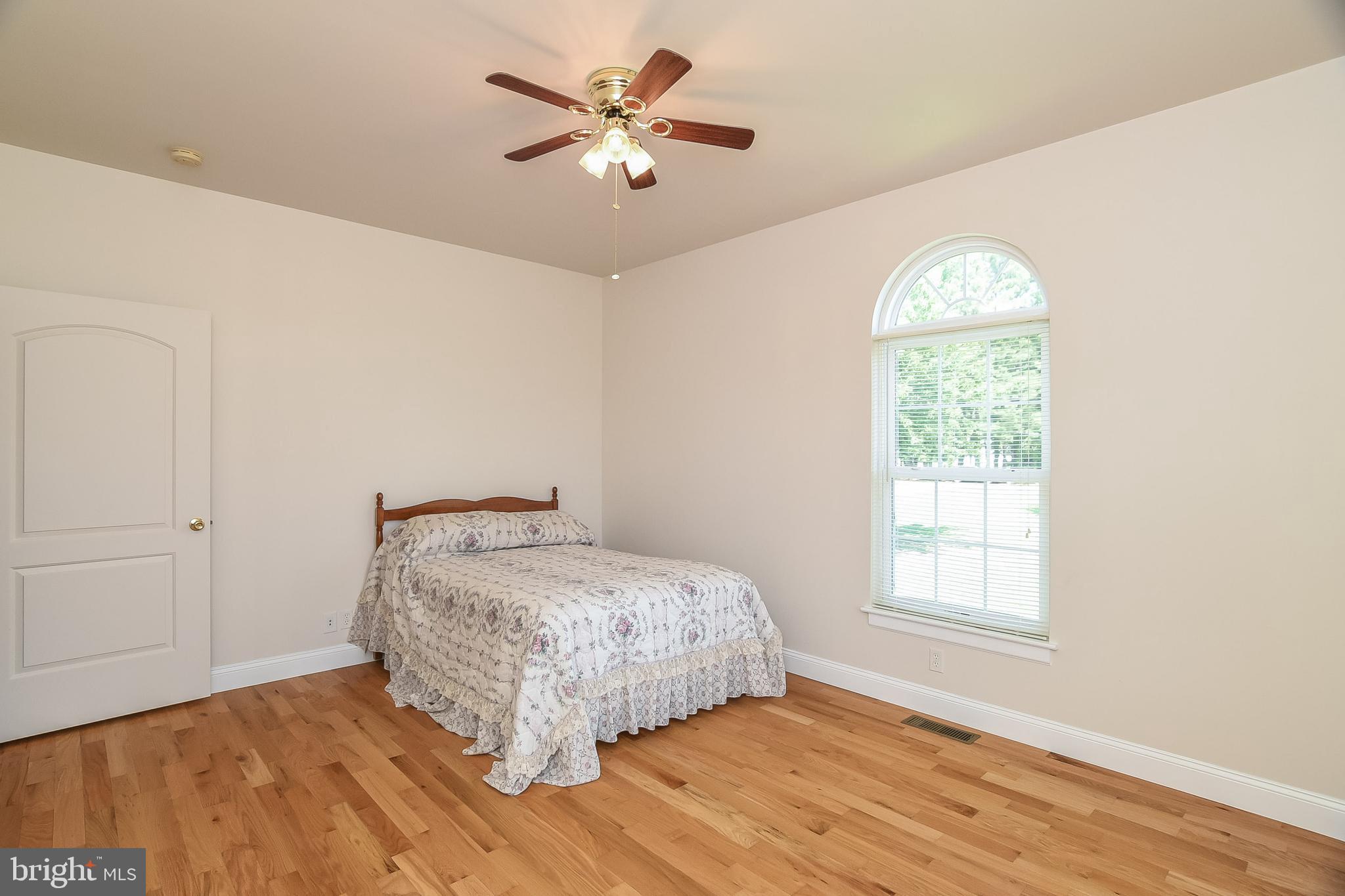 CABIN POINT - Residential