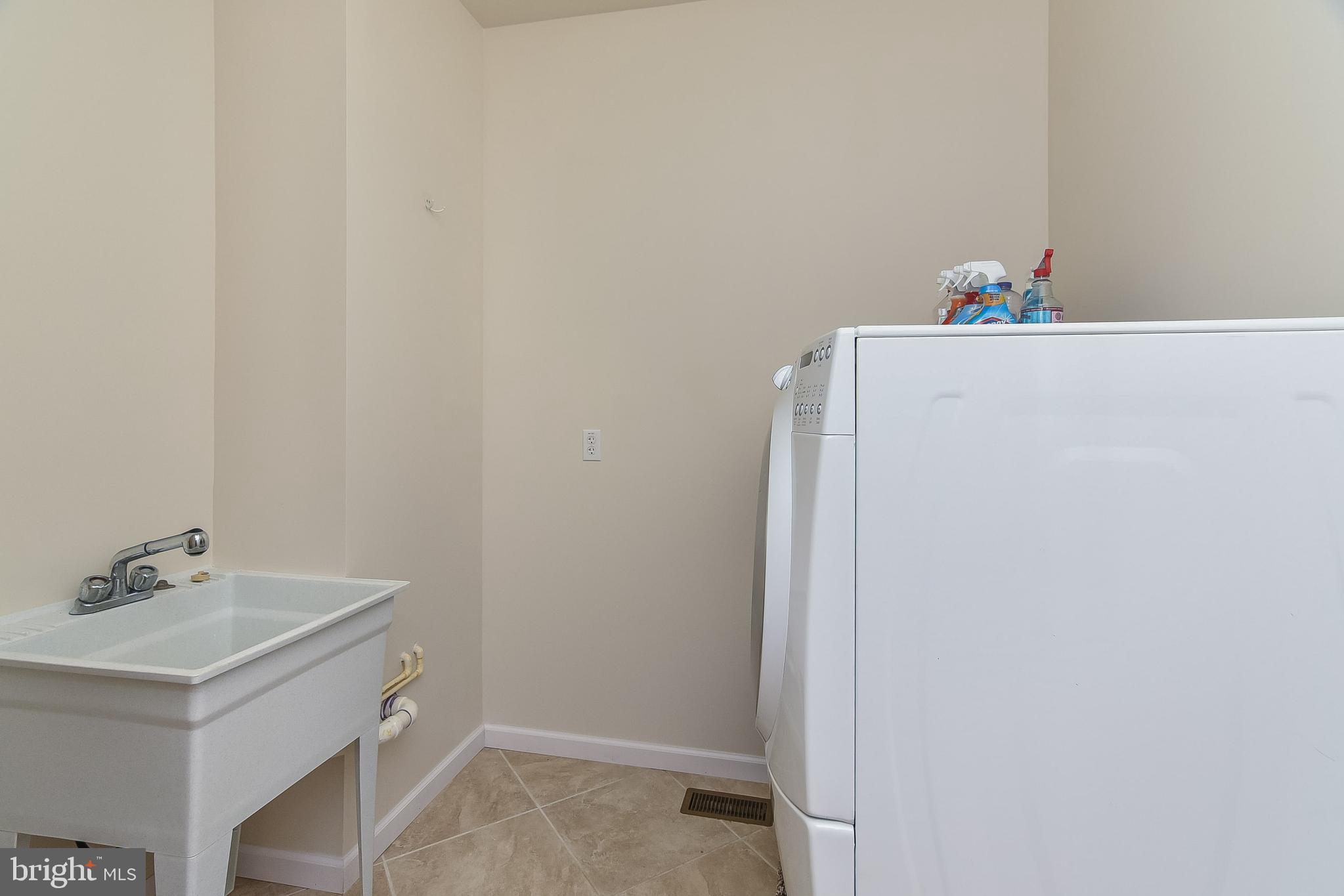 CABIN POINT - Residential