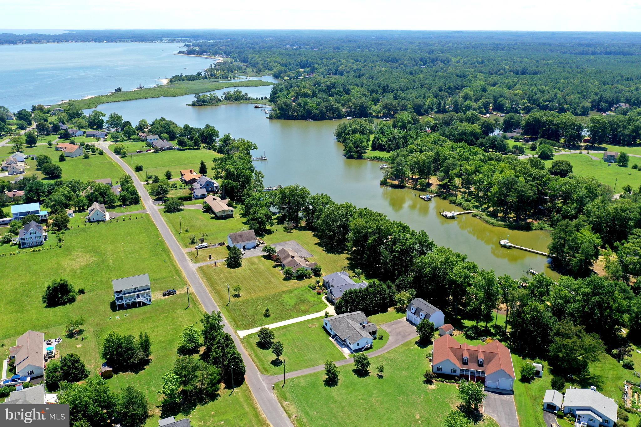 CABIN POINT - Residential