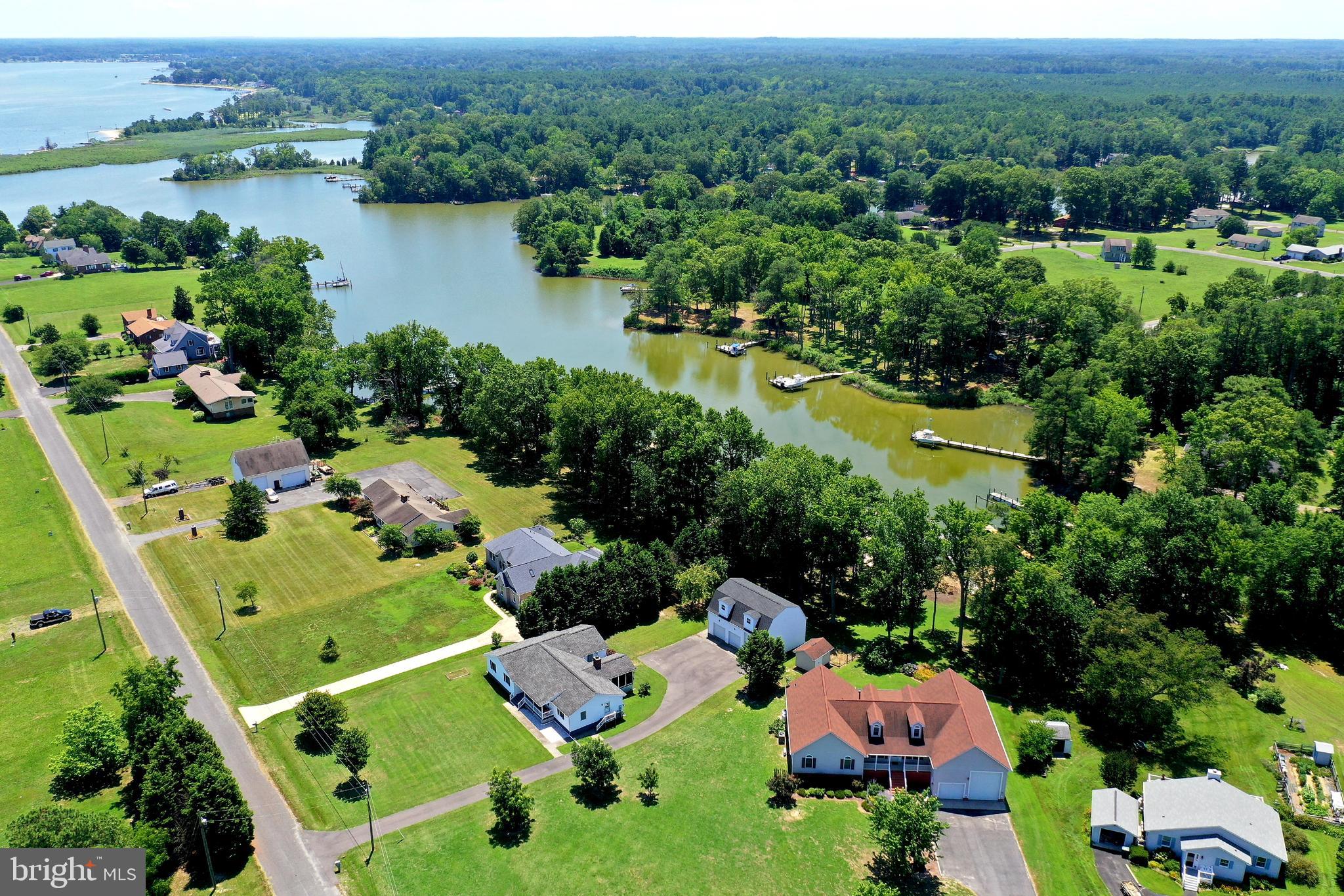 CABIN POINT - Residential