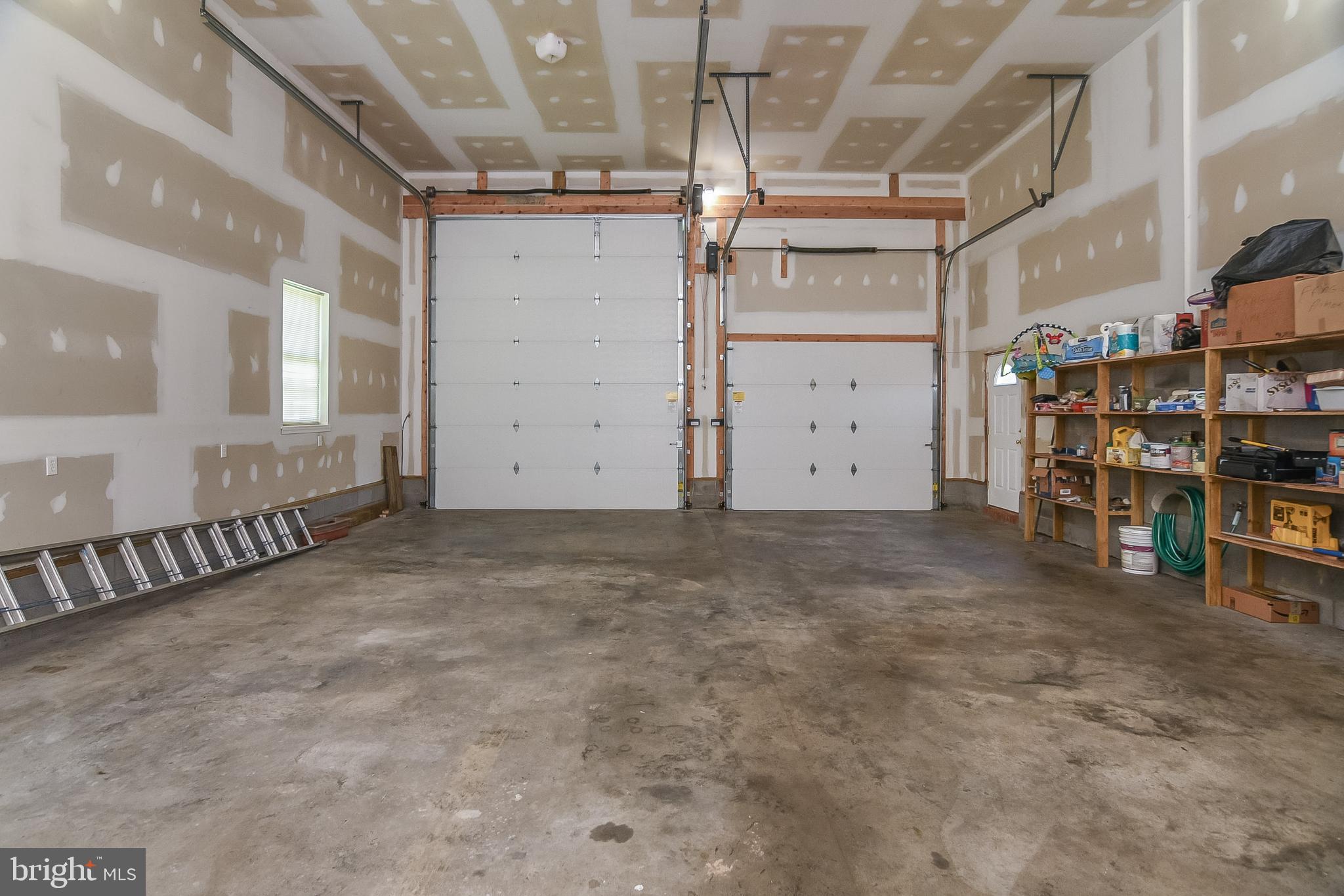 CABIN POINT - Residential