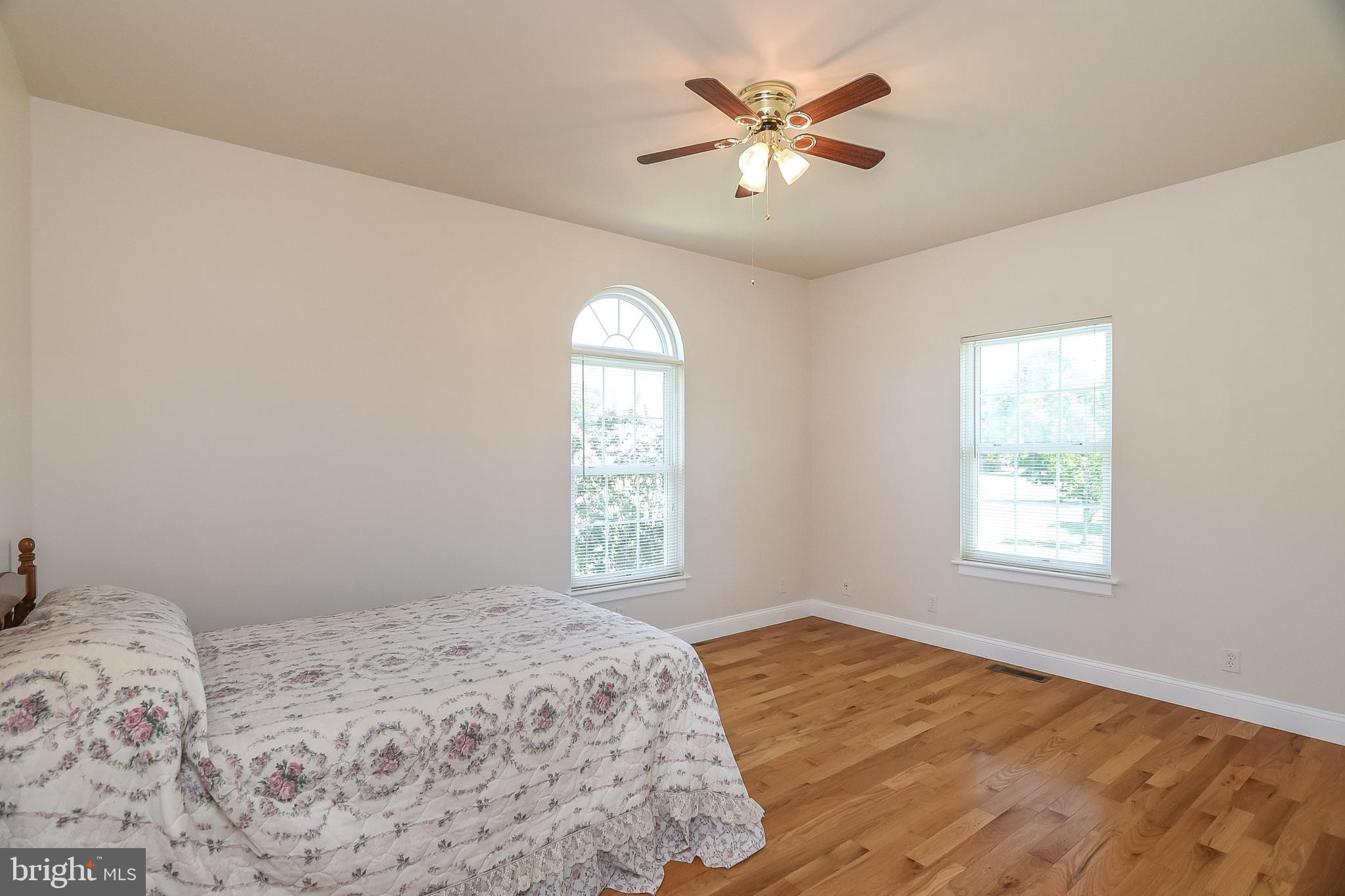 CABIN POINT - Residential