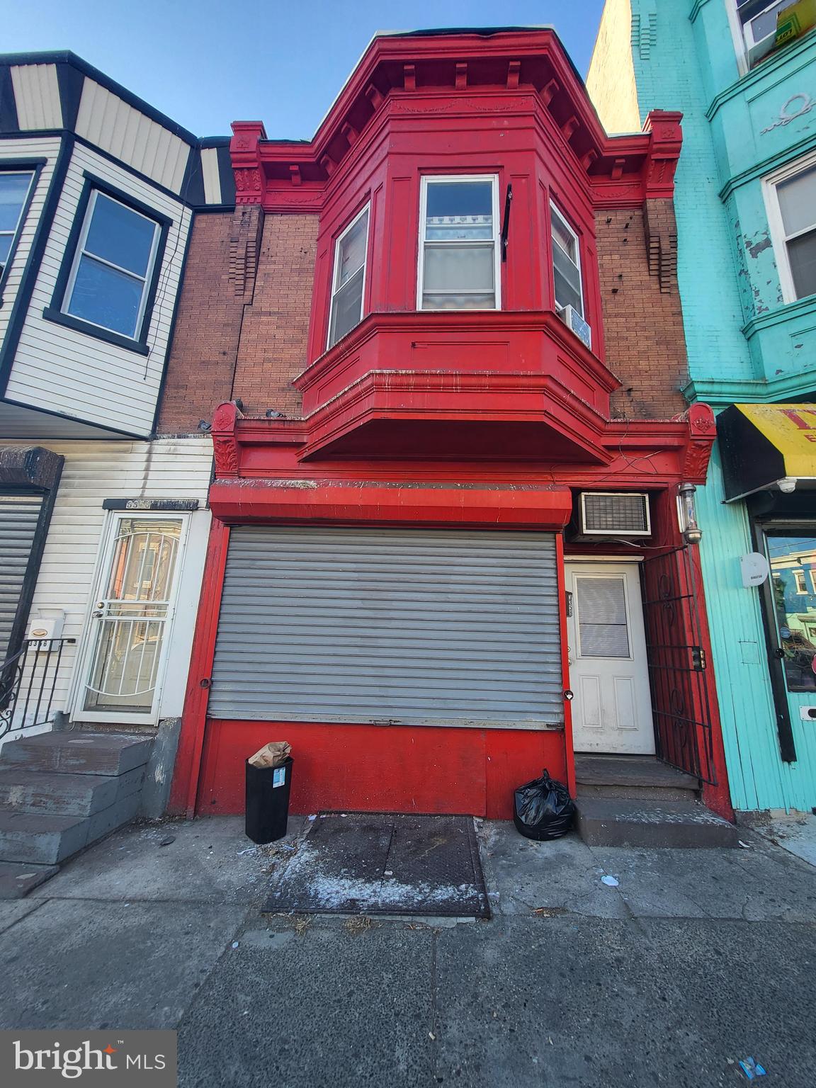 This unique CMX2-zoned property offers a versatile opportunity! Currently rented as a residential space, this gem can easily be converted back to a storefront on the first floor with a spacious 3-bedroom, 1-bath apartment on the second floor. Prime location surrounded by local businesses. Great potential for a mixed-use investment.
No showings available at this time – Drive by Only!! DO NOT DISTURB TENANTS!
Tenant occupied. Drive by Only. Call agent regarding showings