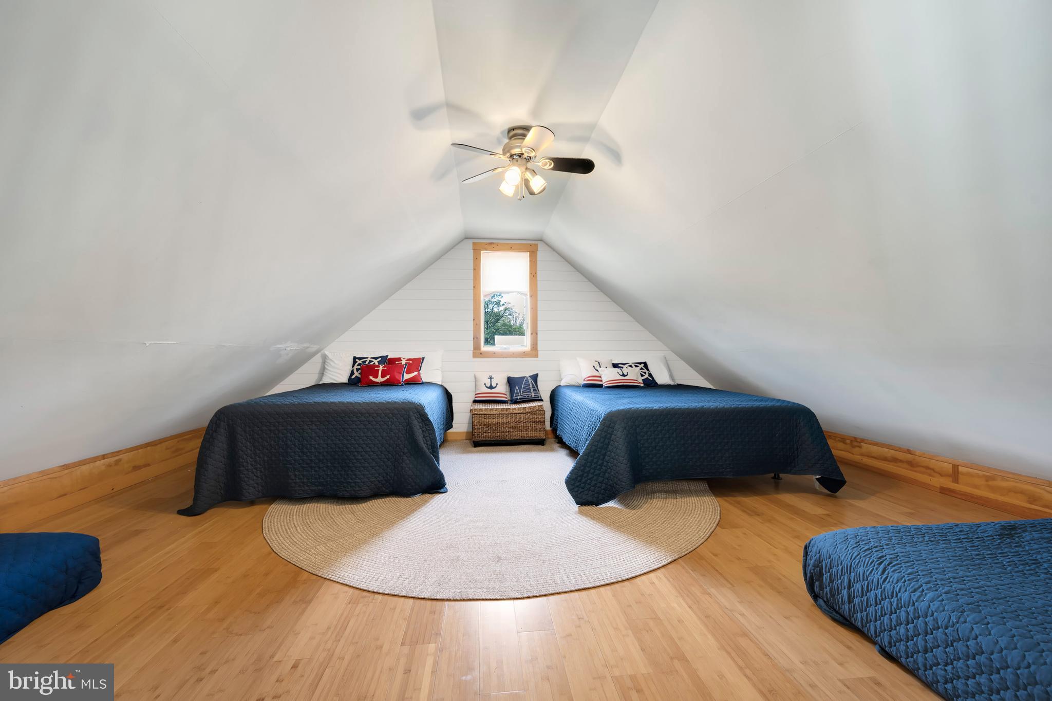 ROCK HALL - Residential