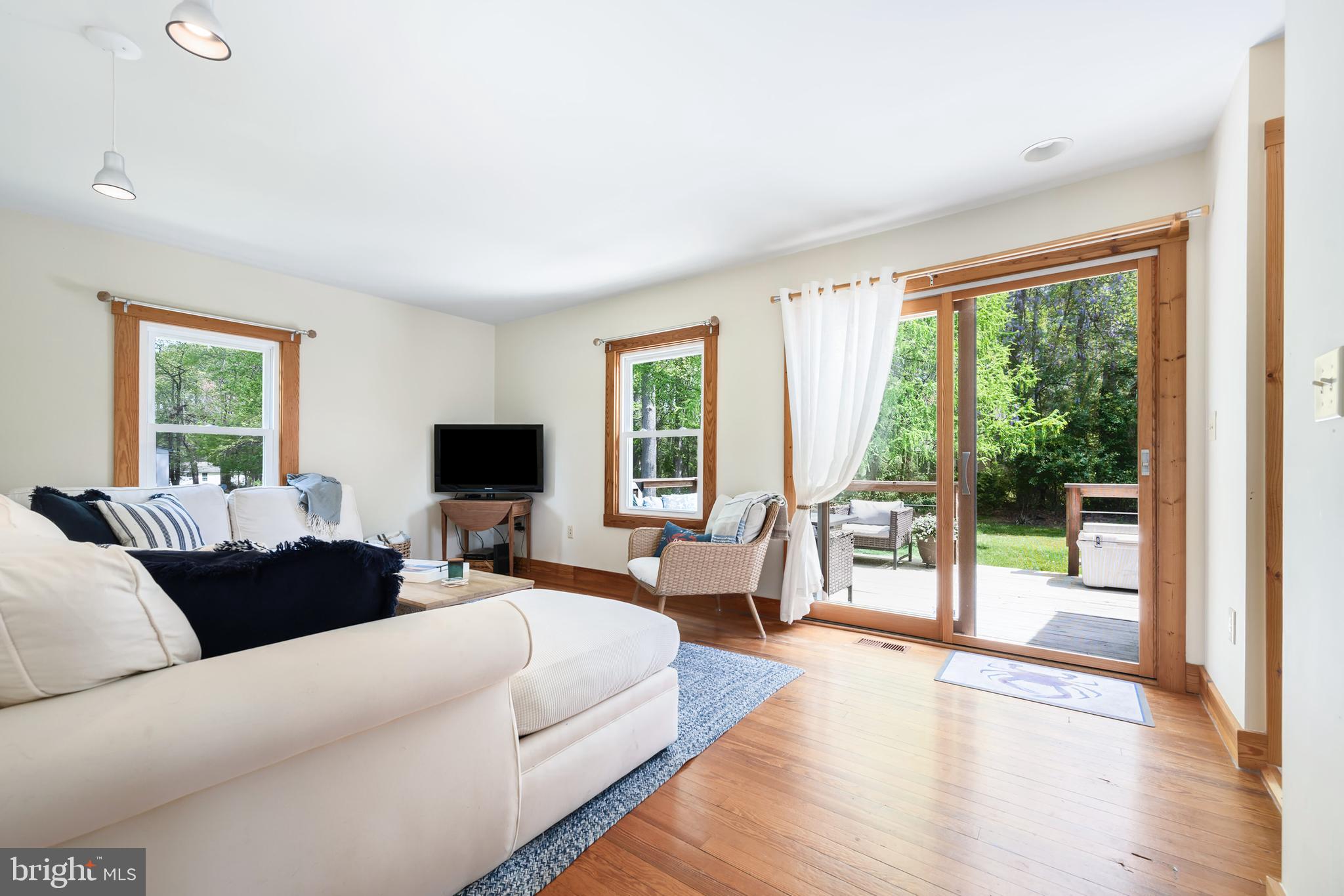 ROCK HALL - Residential