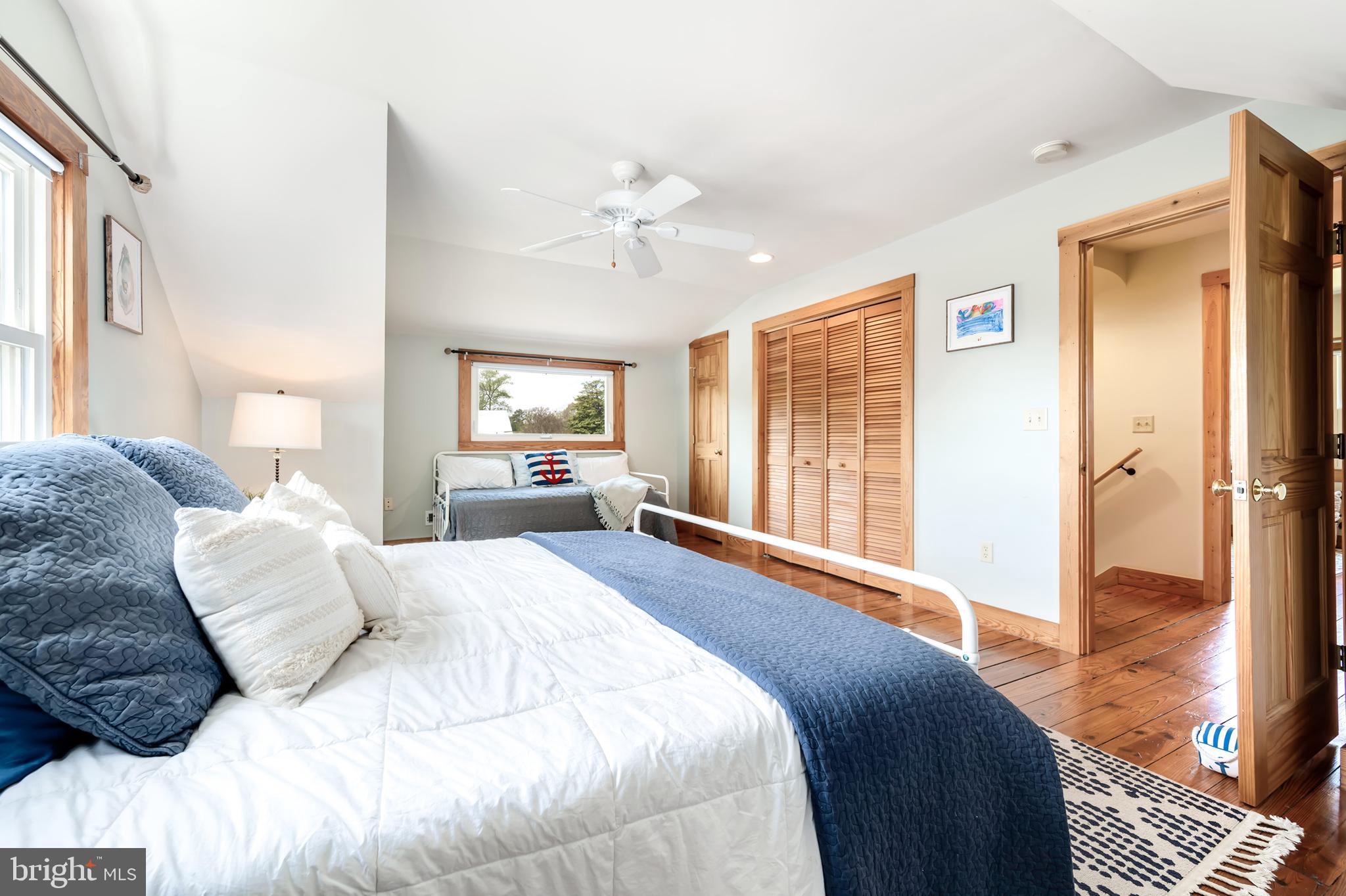 ROCK HALL - Residential