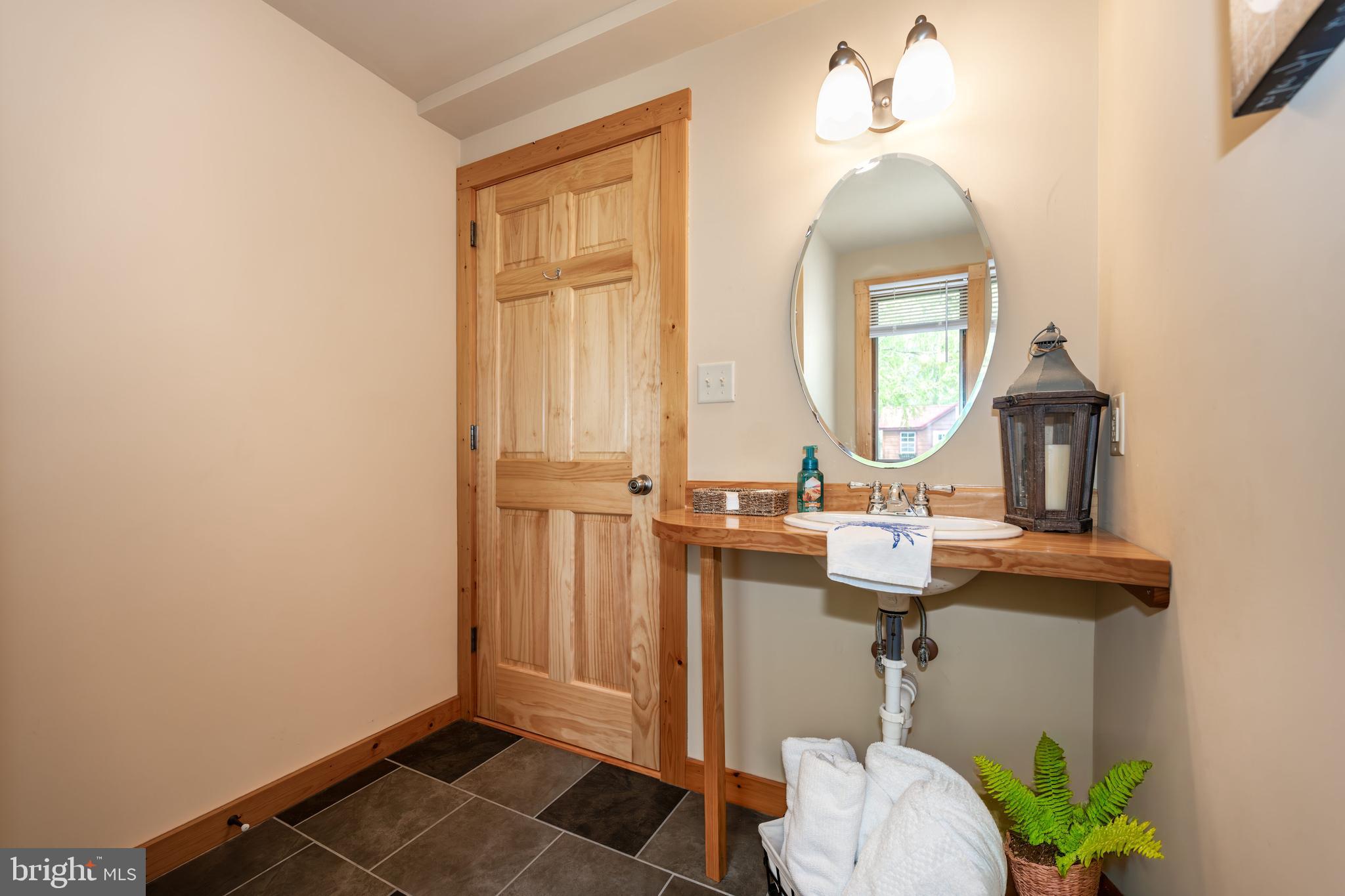 ROCK HALL - Residential