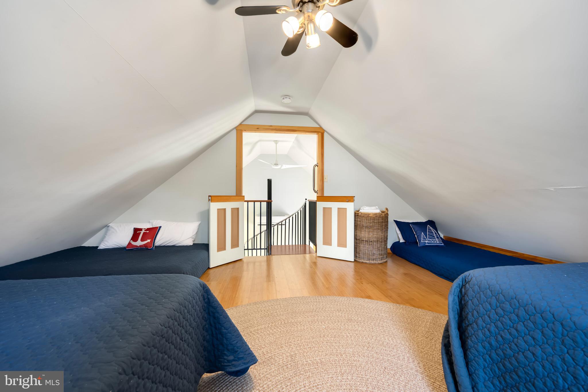 ROCK HALL - Residential