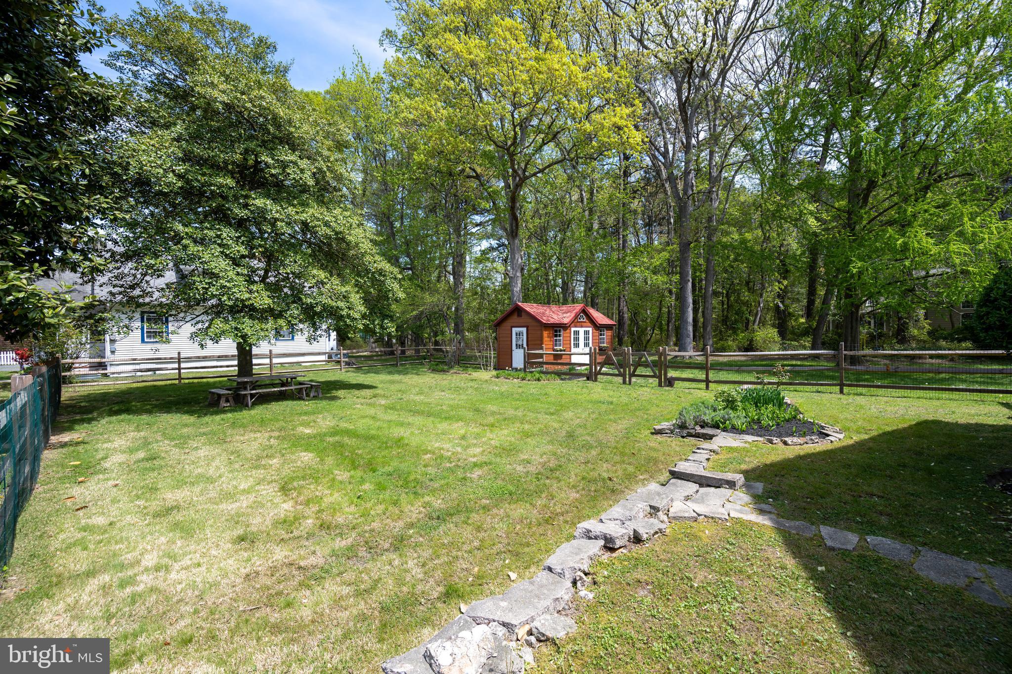 ROCK HALL - Residential