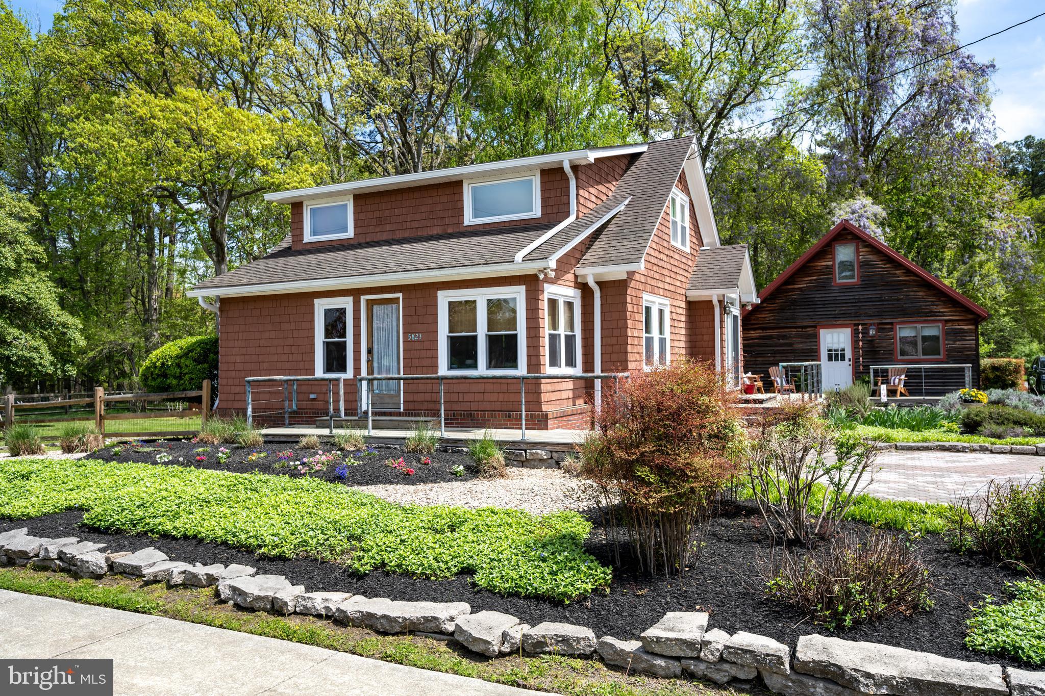 ROCK HALL - Residential