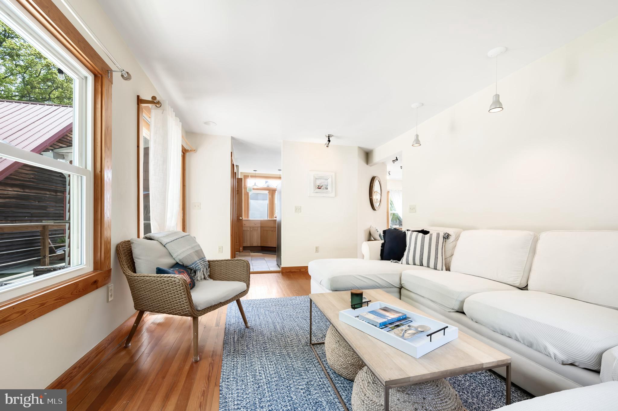 ROCK HALL - Residential