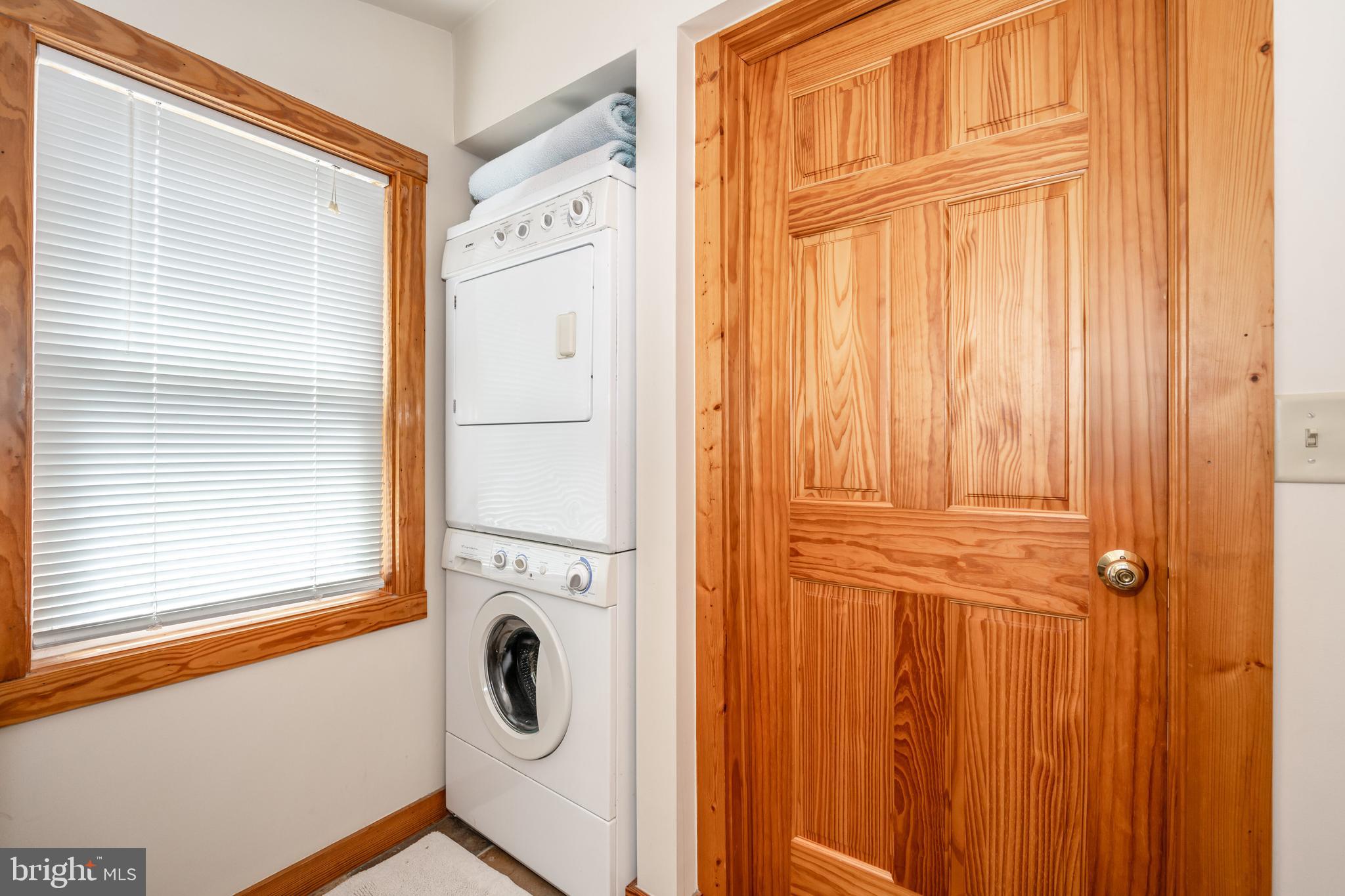 ROCK HALL - Residential