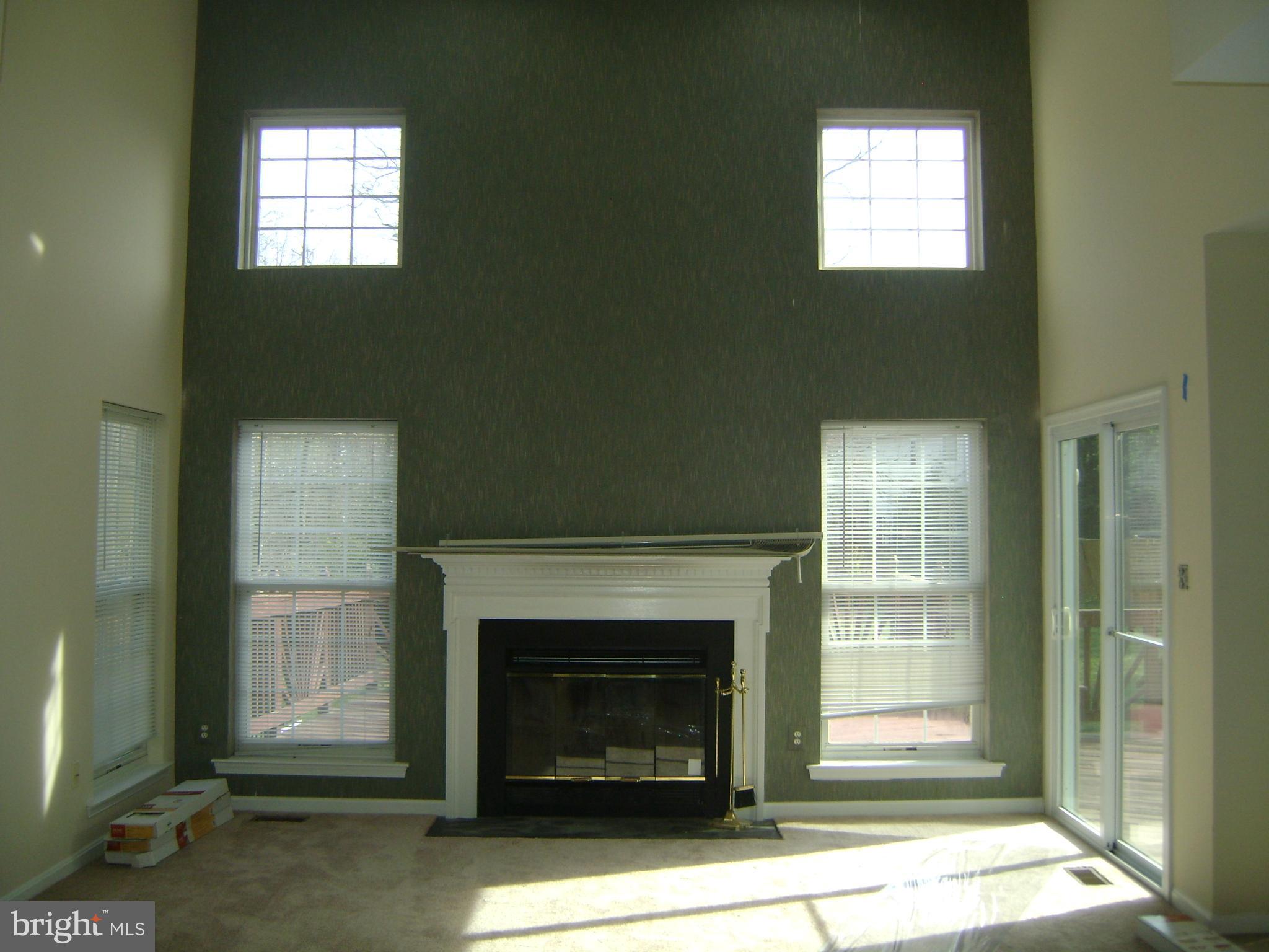 THORNWOOD KNOLL PLAT ONE - Residential Lease