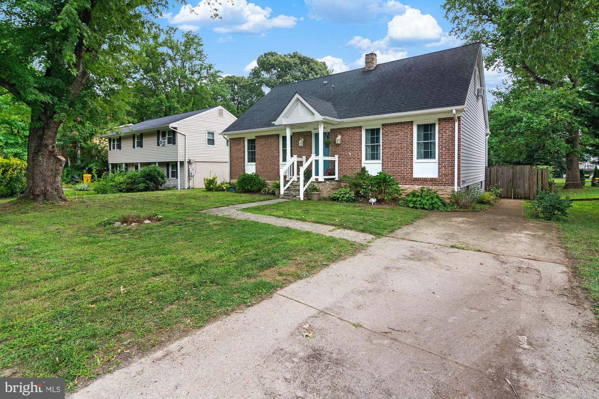 1221 PLATEAU PLACE
