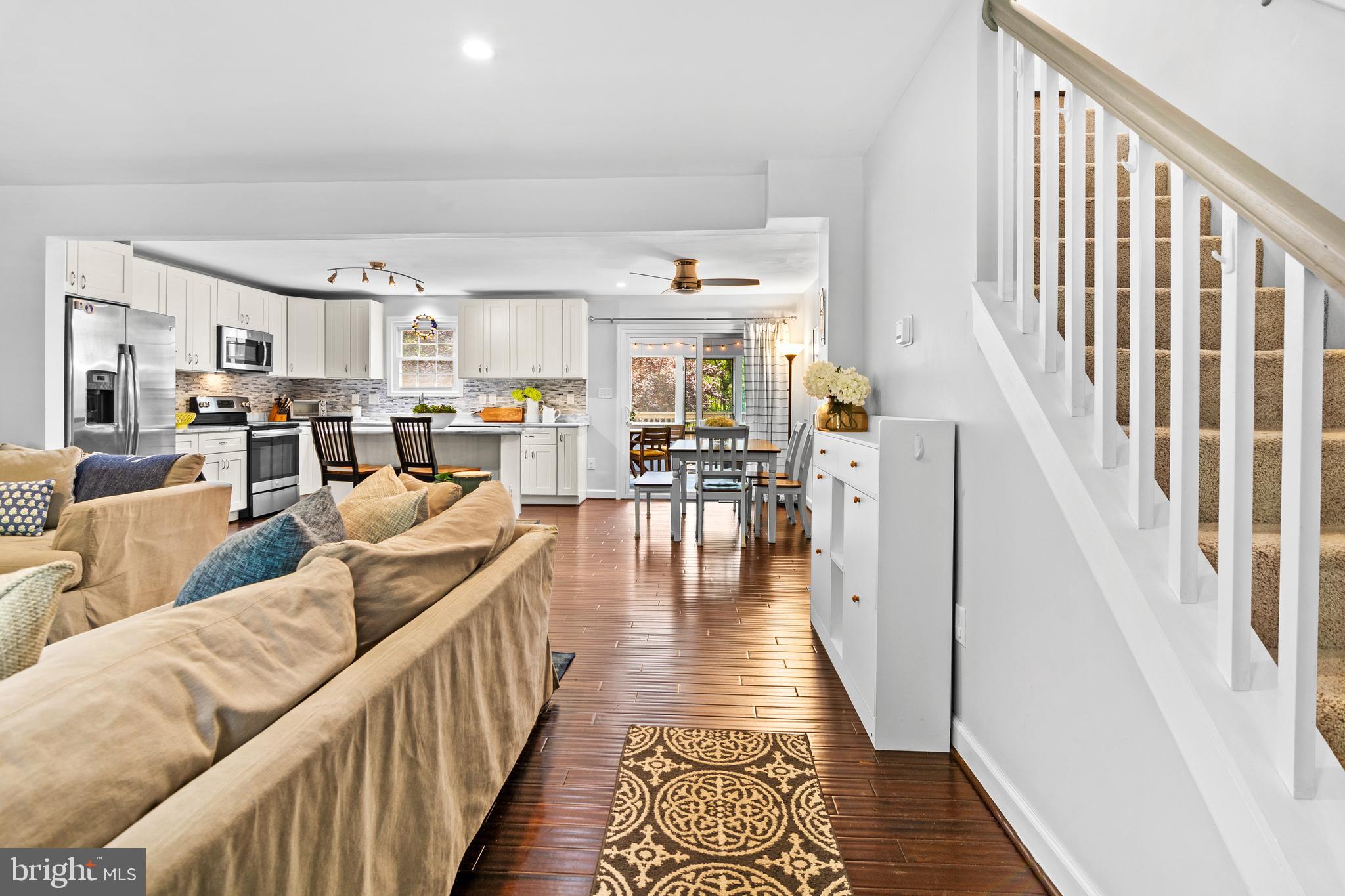 1221 PLATEAU PLACE