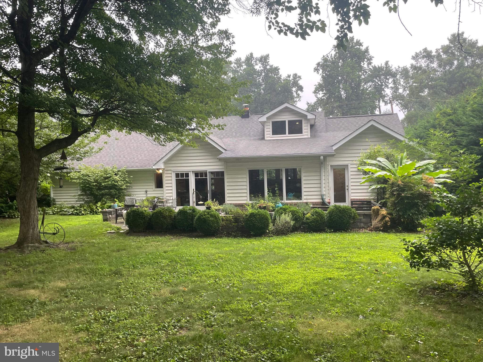 107 GIDDINGS AVENUE