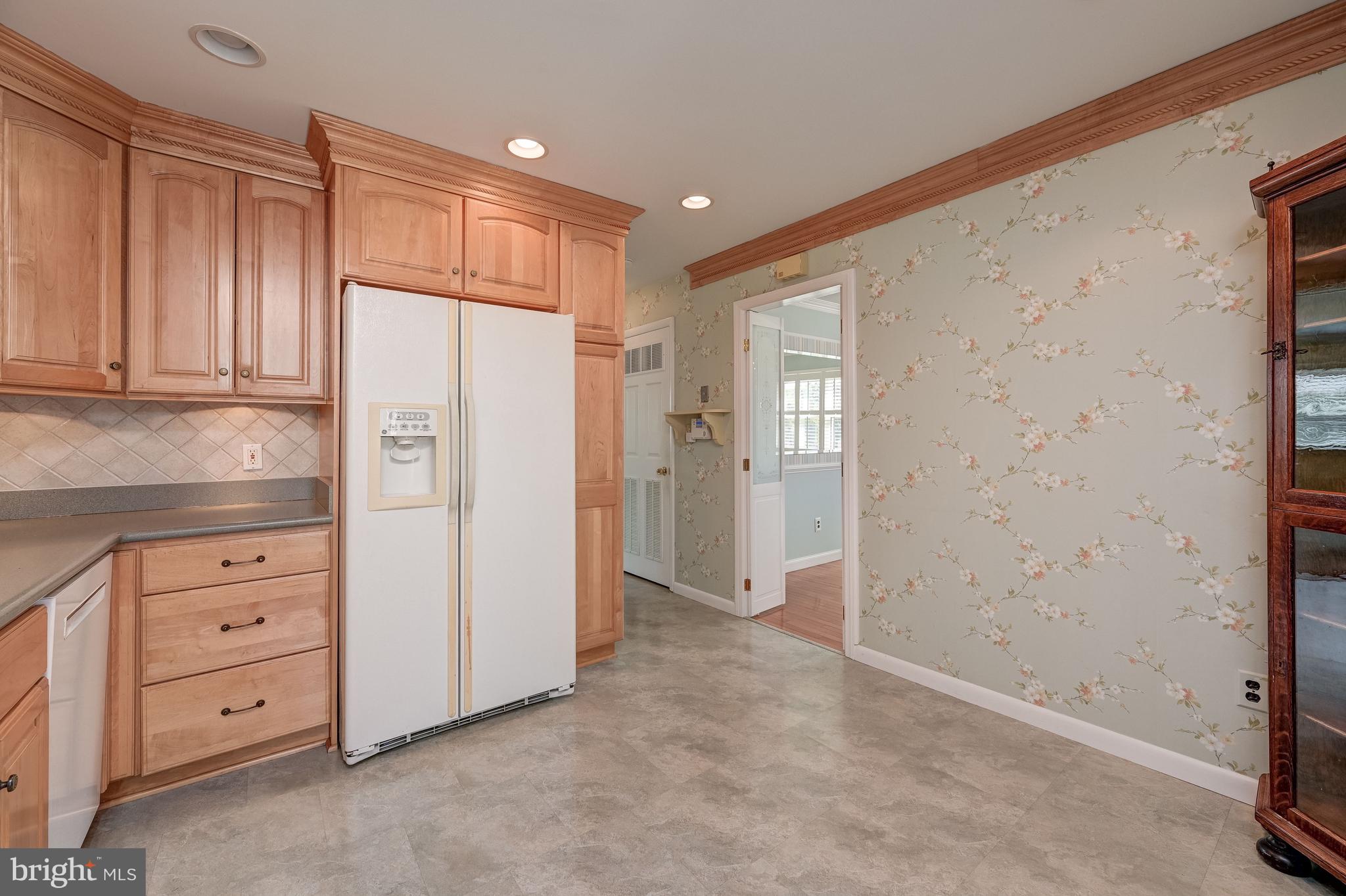 SILVERGATE VILLAGE - Residential