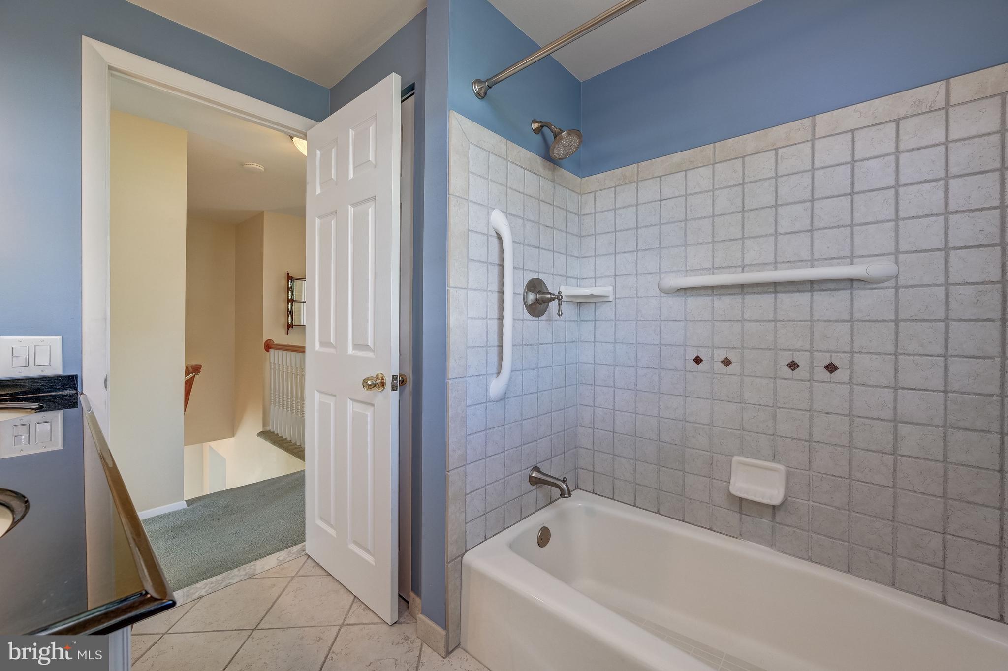 SILVERGATE VILLAGE - Residential