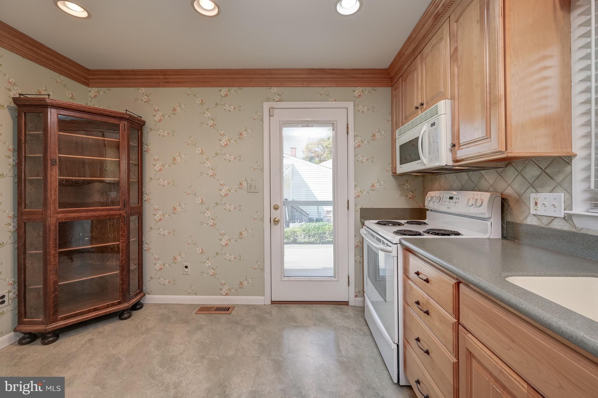 SILVERGATE VILLAGE - Residential