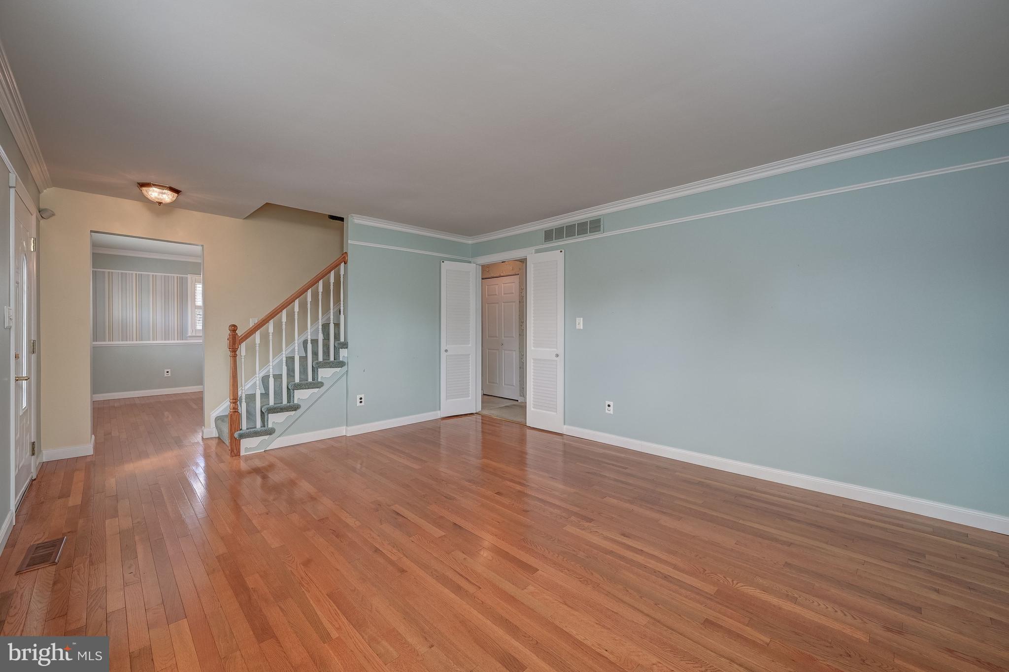 SILVERGATE VILLAGE - Residential