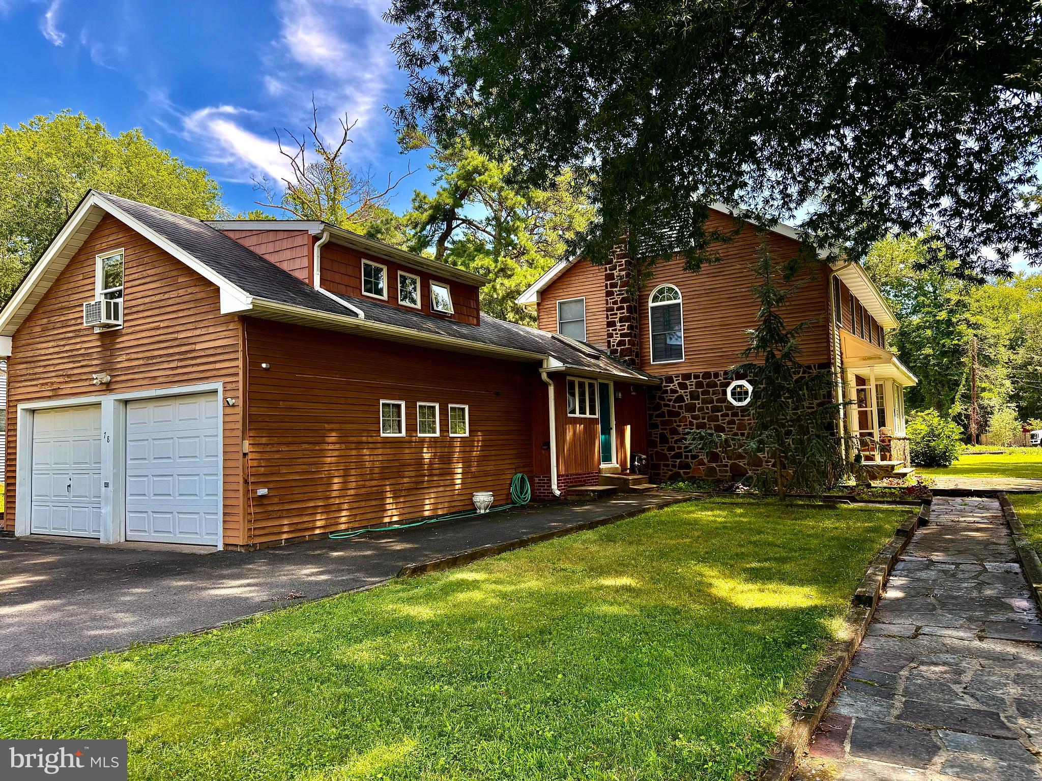 78 PEQUOT TRAIL