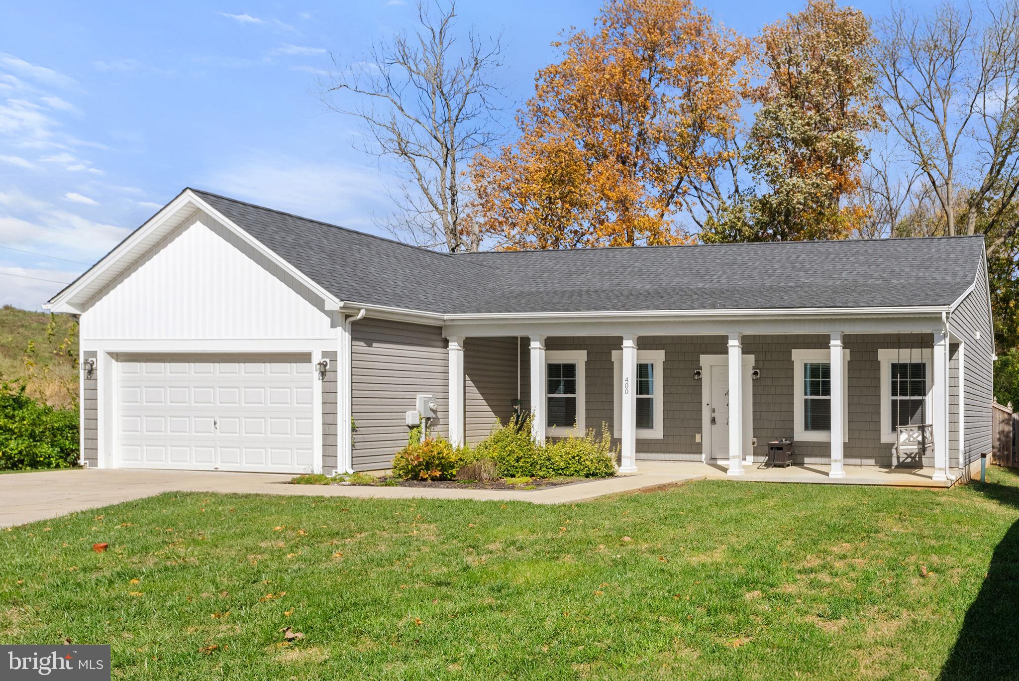 CRESTFIELD - Residential