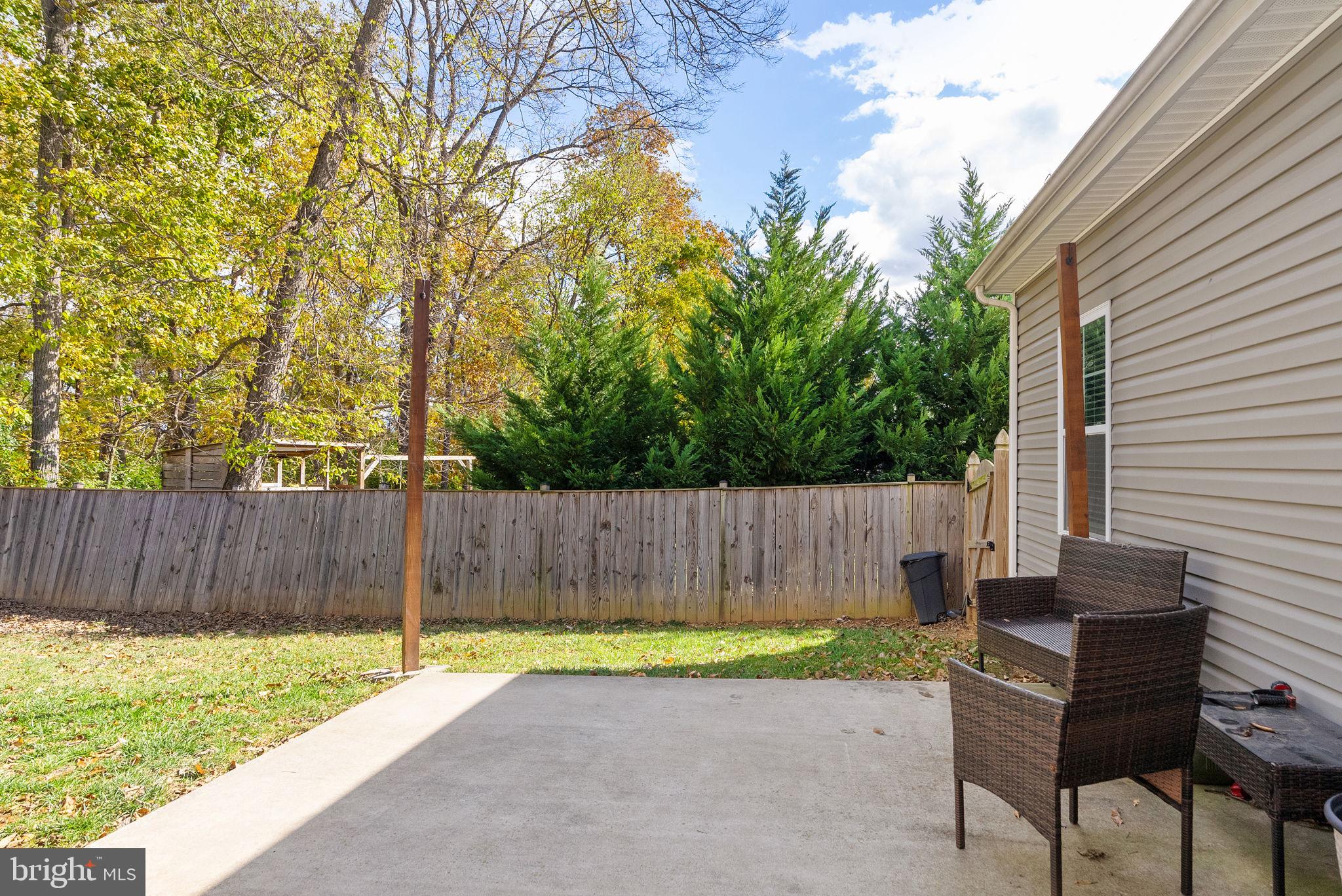 CRESTFIELD - Residential