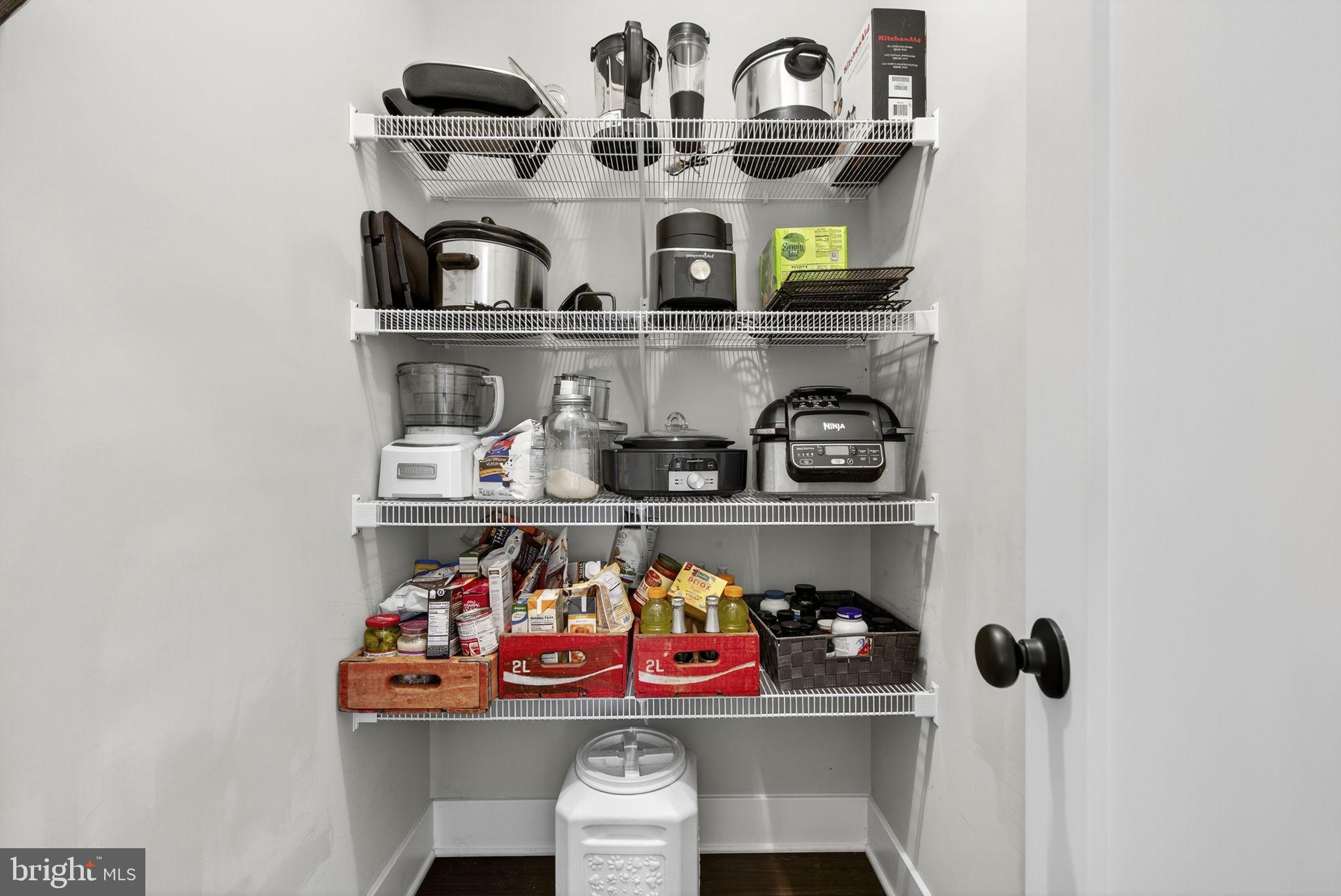 CRESTFIELD - Residential