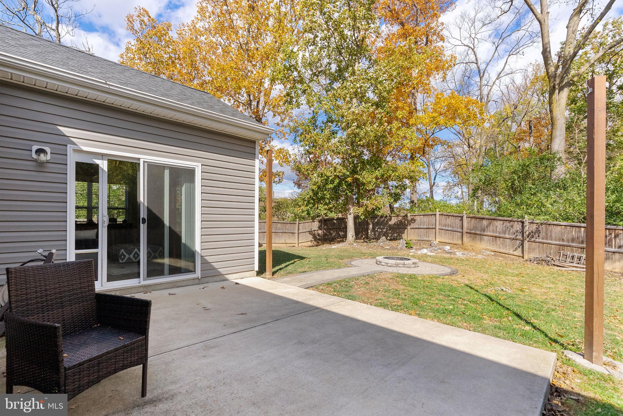 CRESTFIELD - Residential