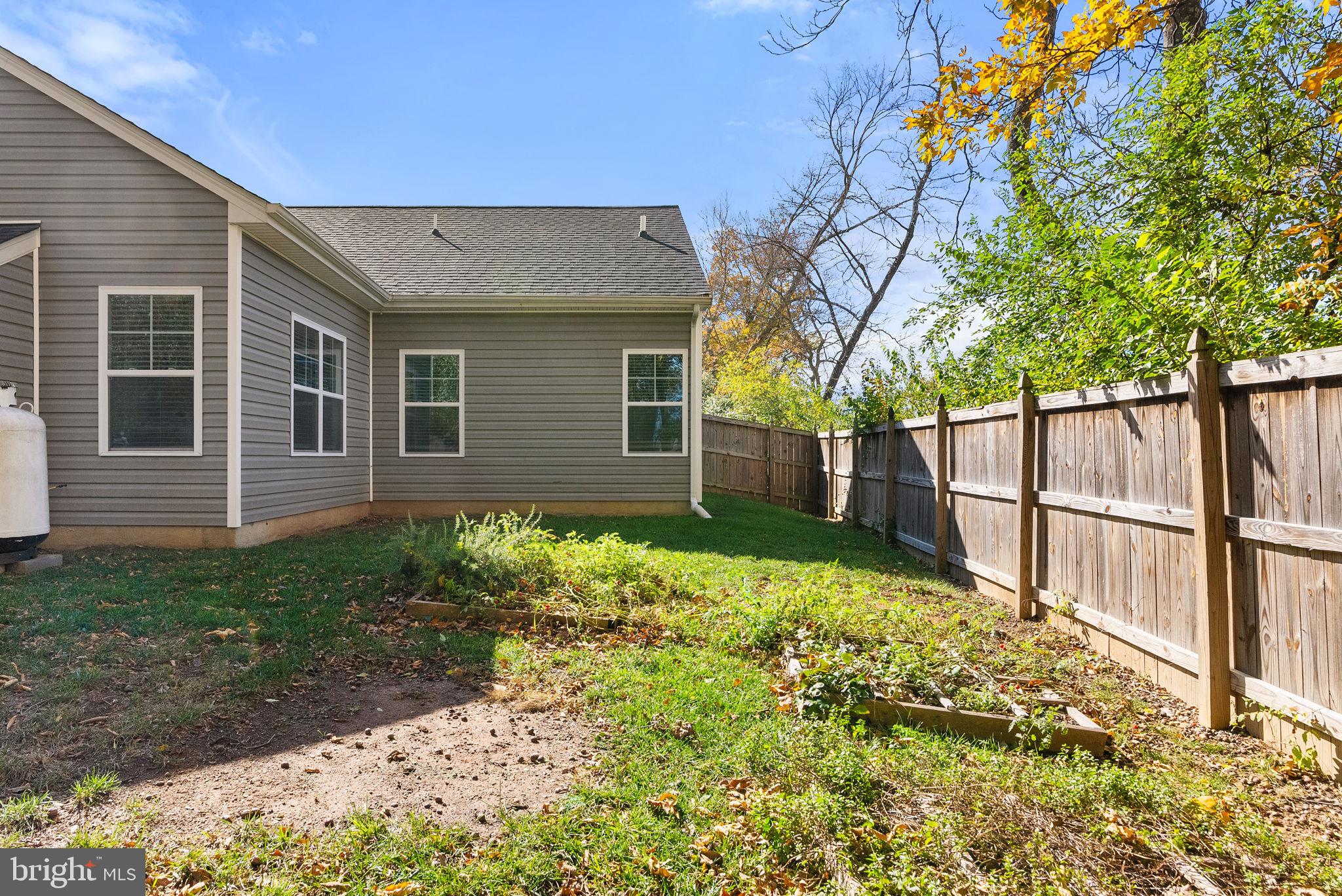 CRESTFIELD - Residential