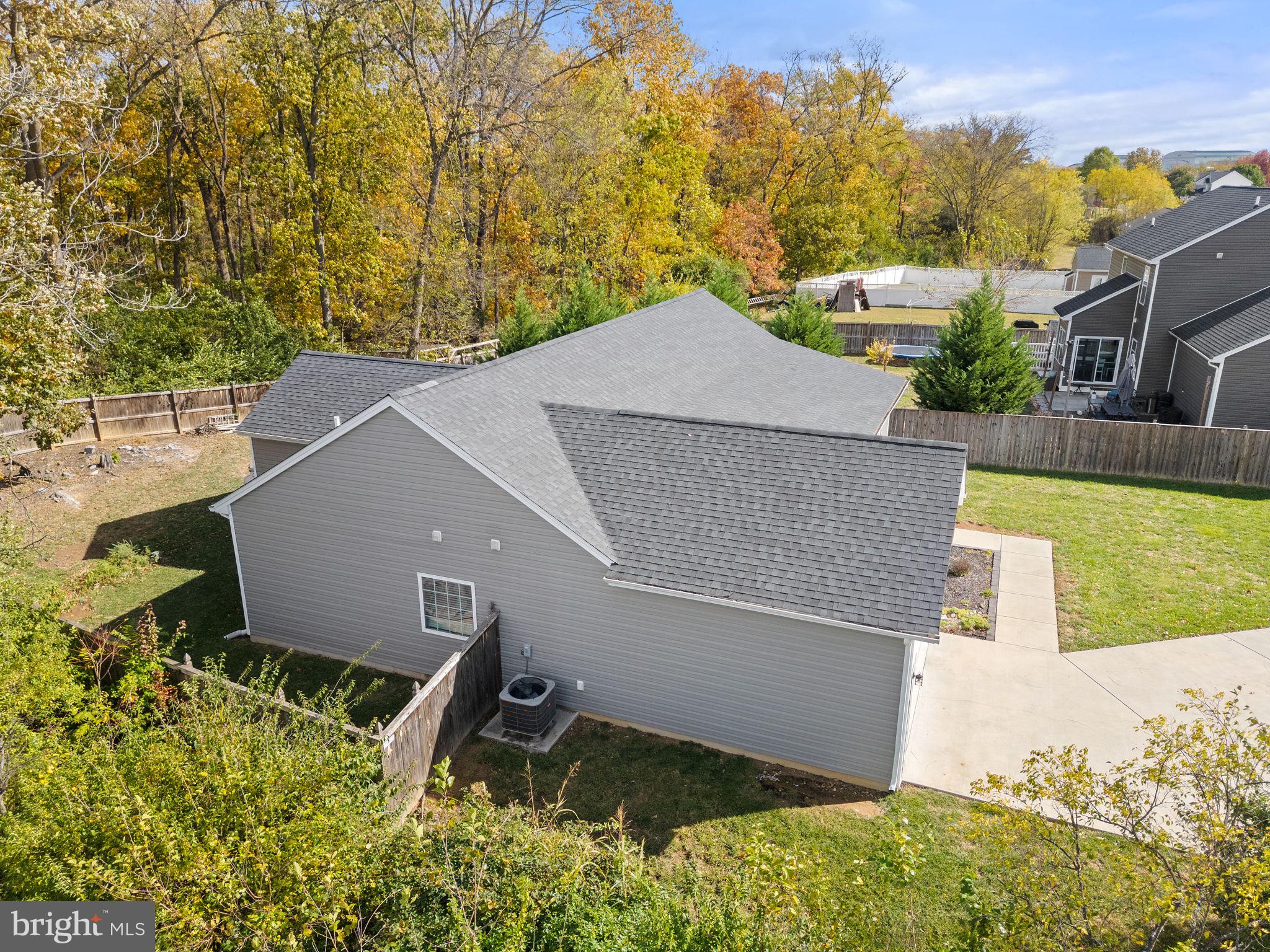 CRESTFIELD - Residential