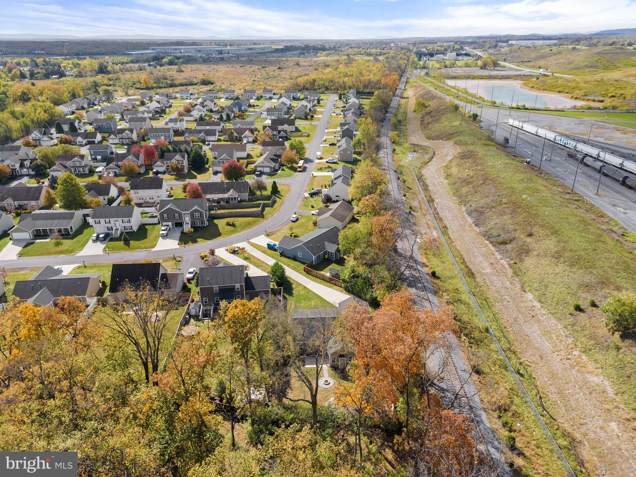 CRESTFIELD - Residential