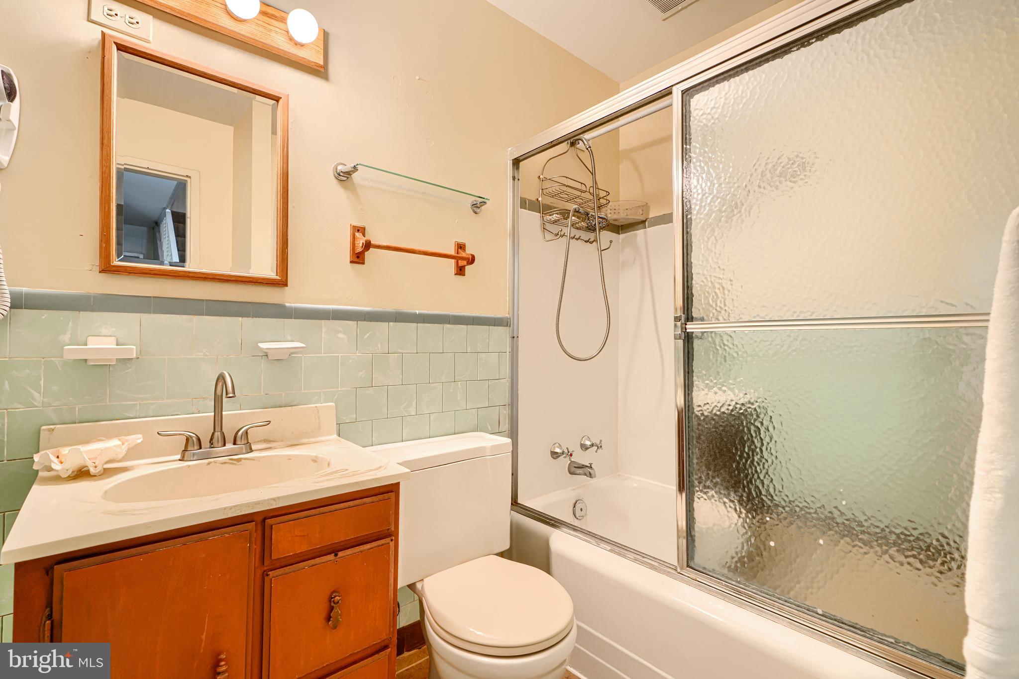 LAKEHURST - Residential