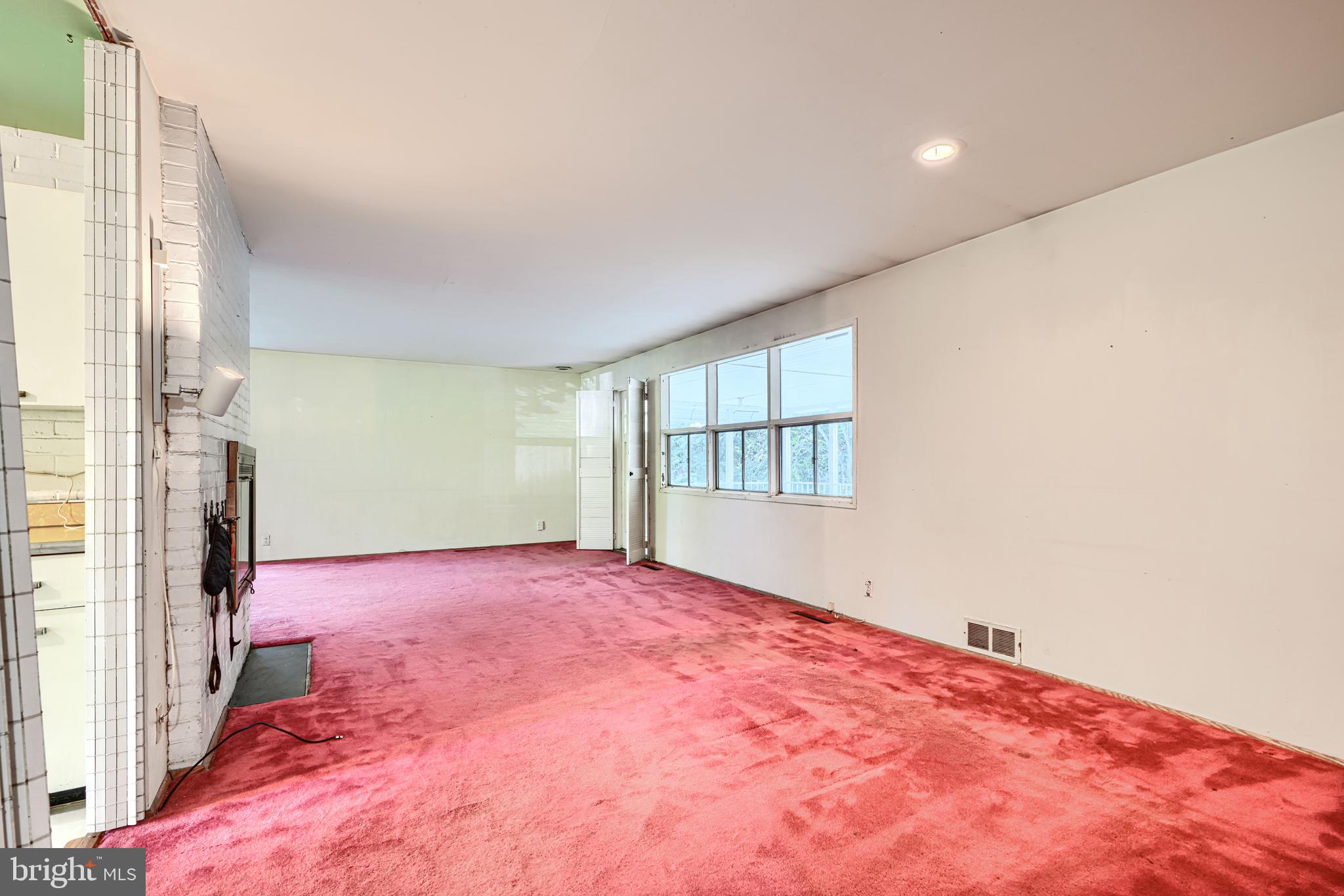 LAKEHURST - Residential