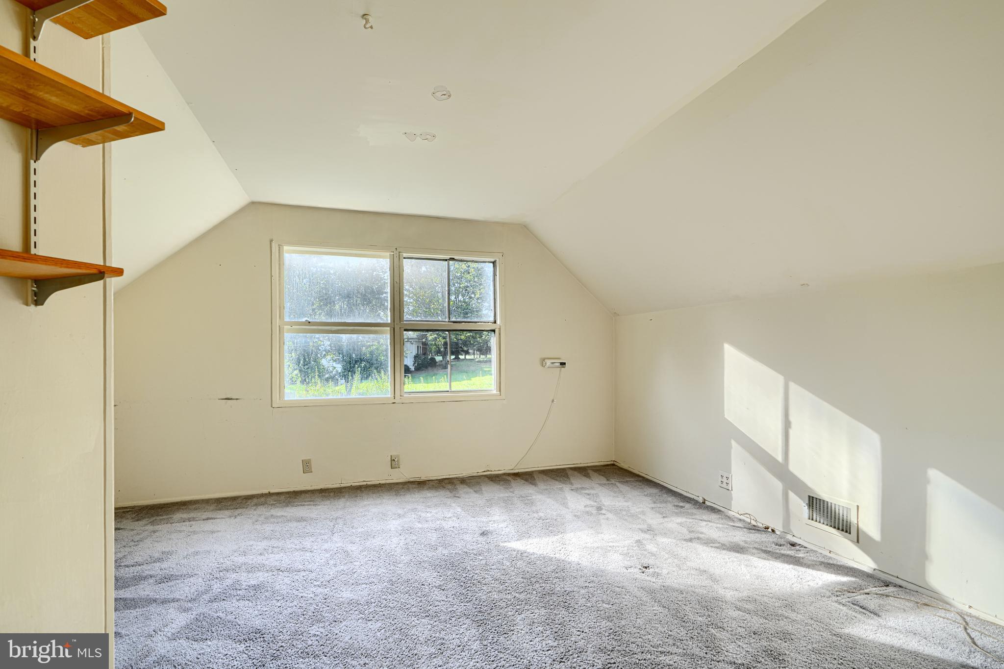 LAKEHURST - Residential