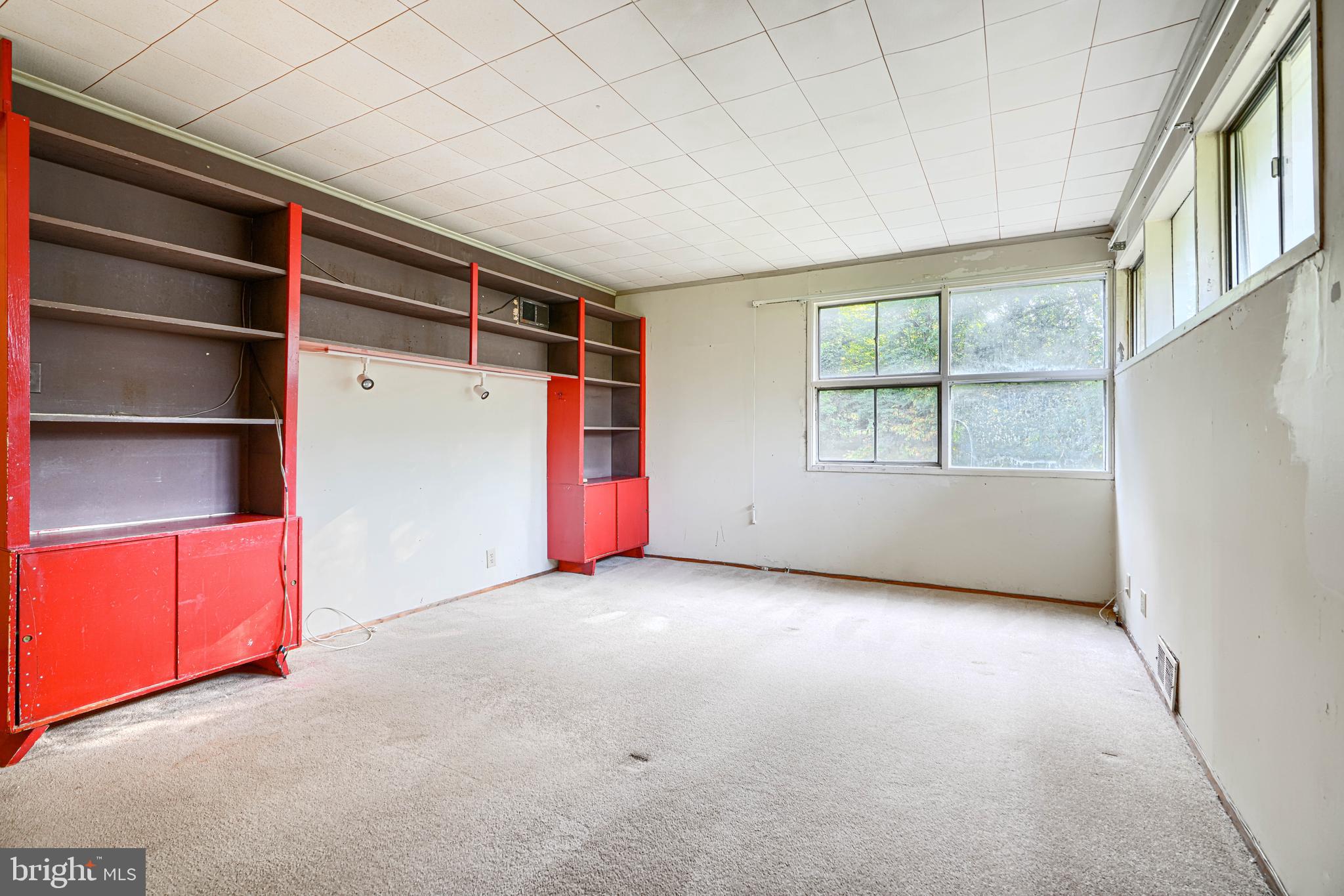 LAKEHURST - Residential