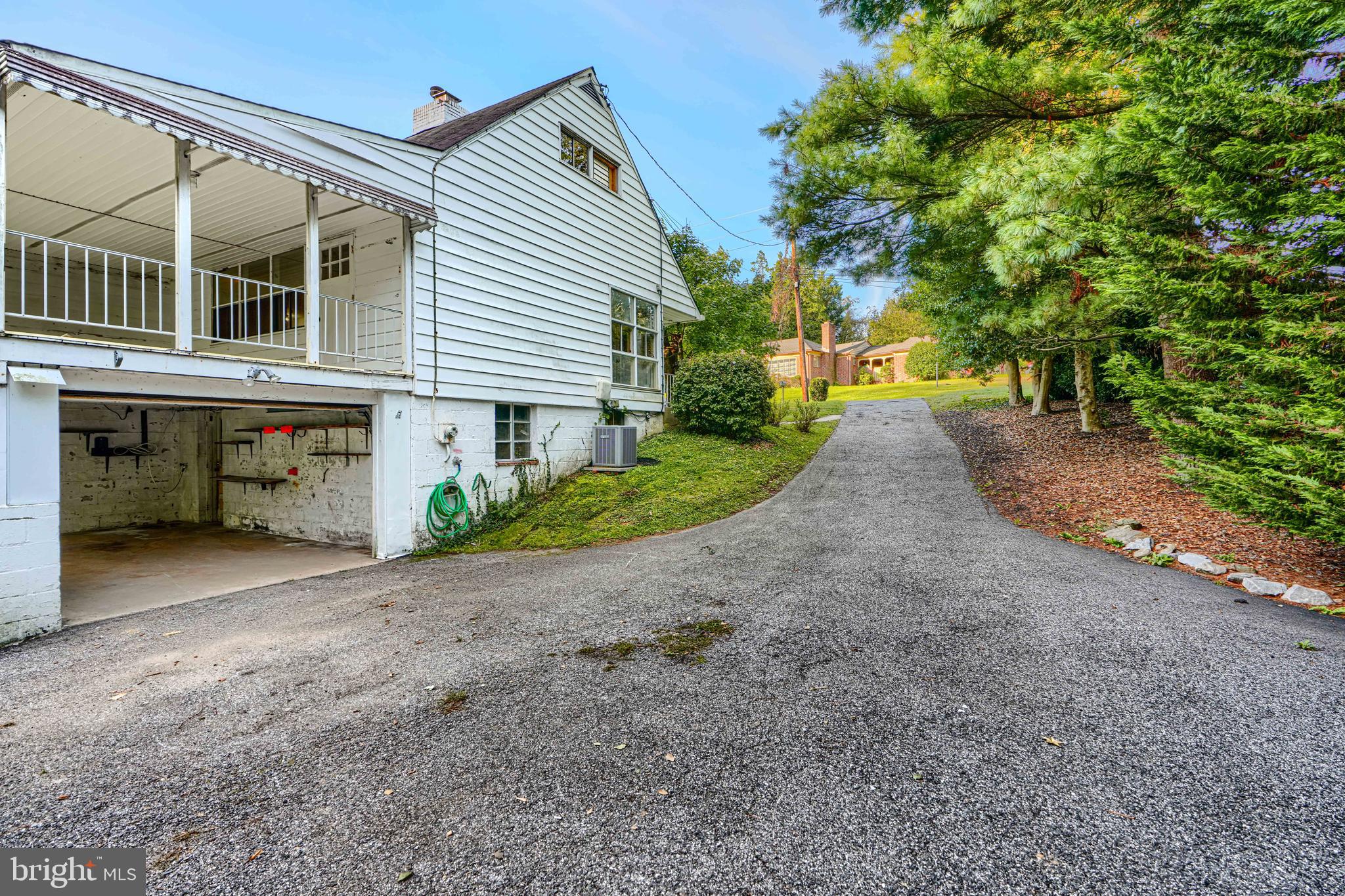 LAKEHURST - Residential