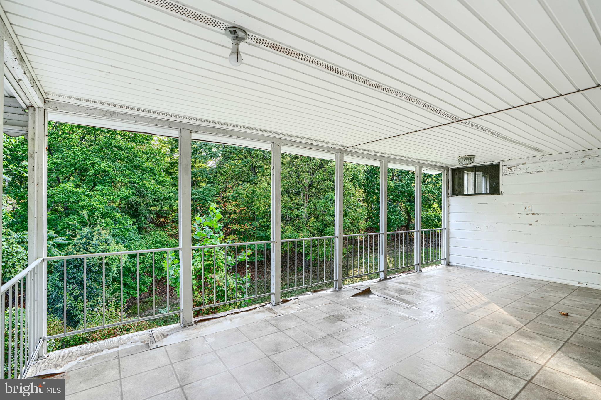 LAKEHURST - Residential