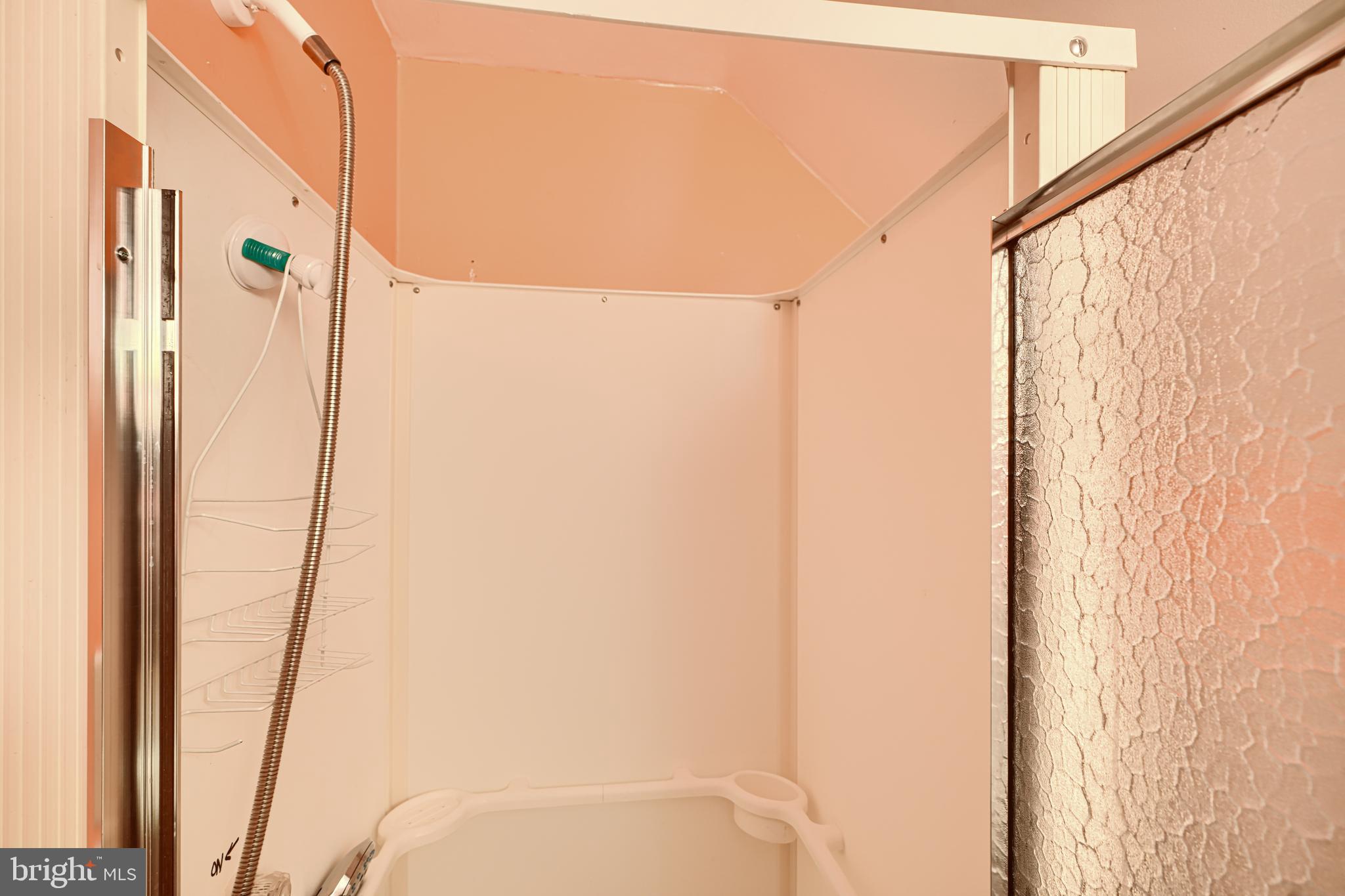 LAKEHURST - Residential