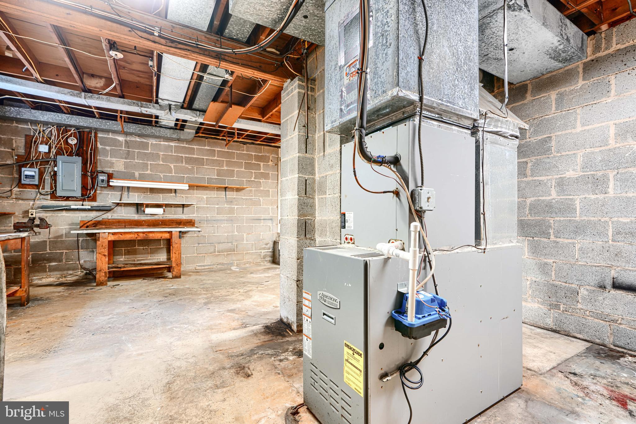 LAKEHURST - Residential