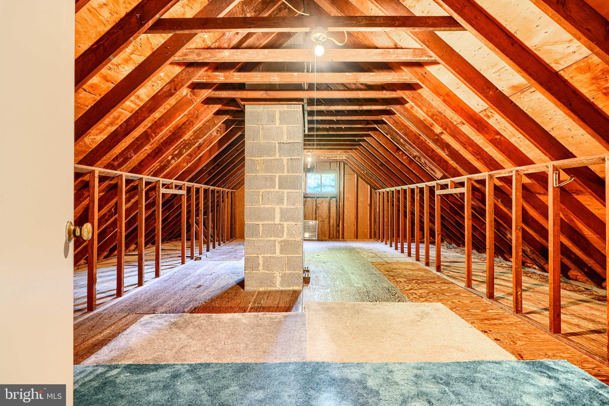 LAKEHURST - Residential