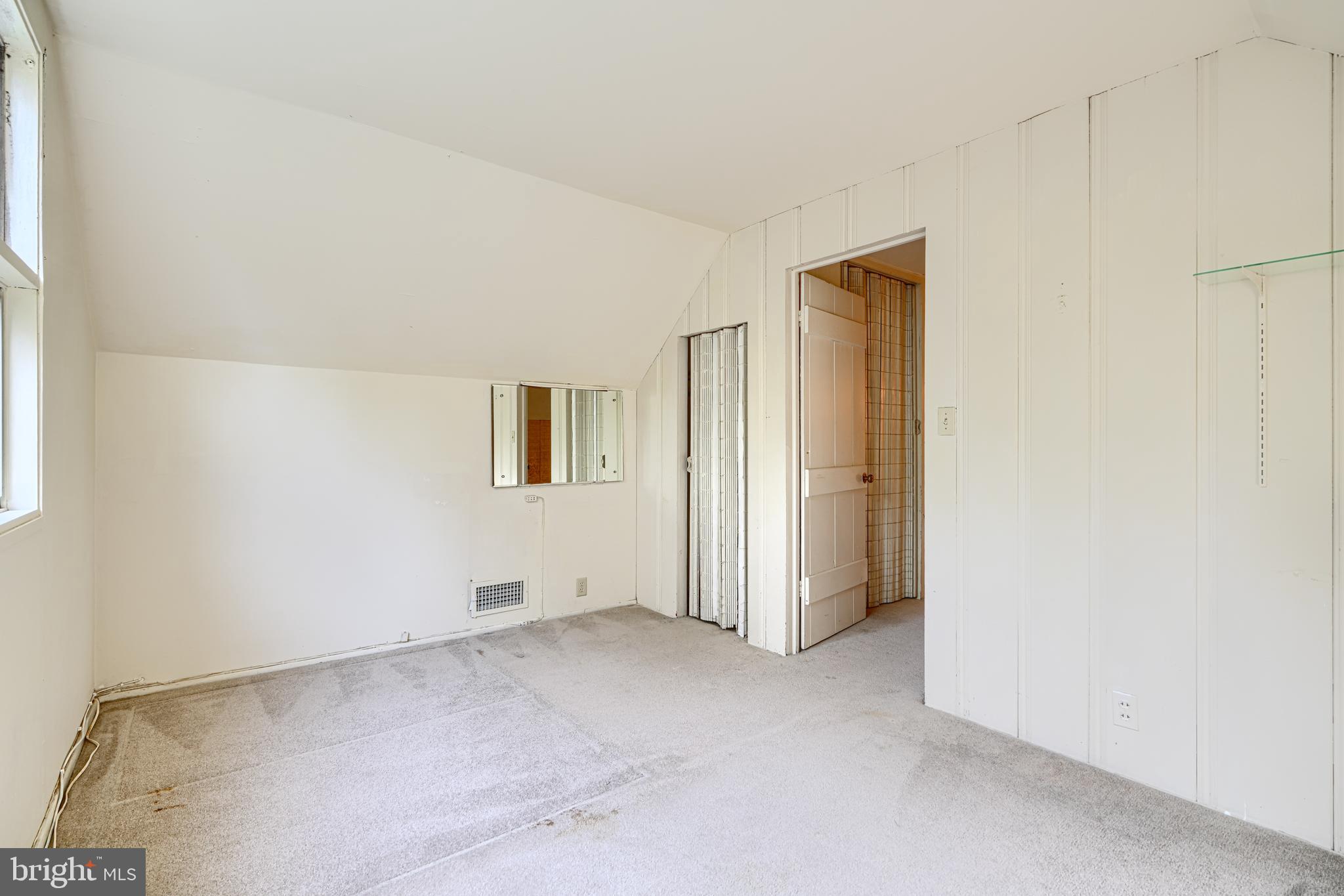 LAKEHURST - Residential