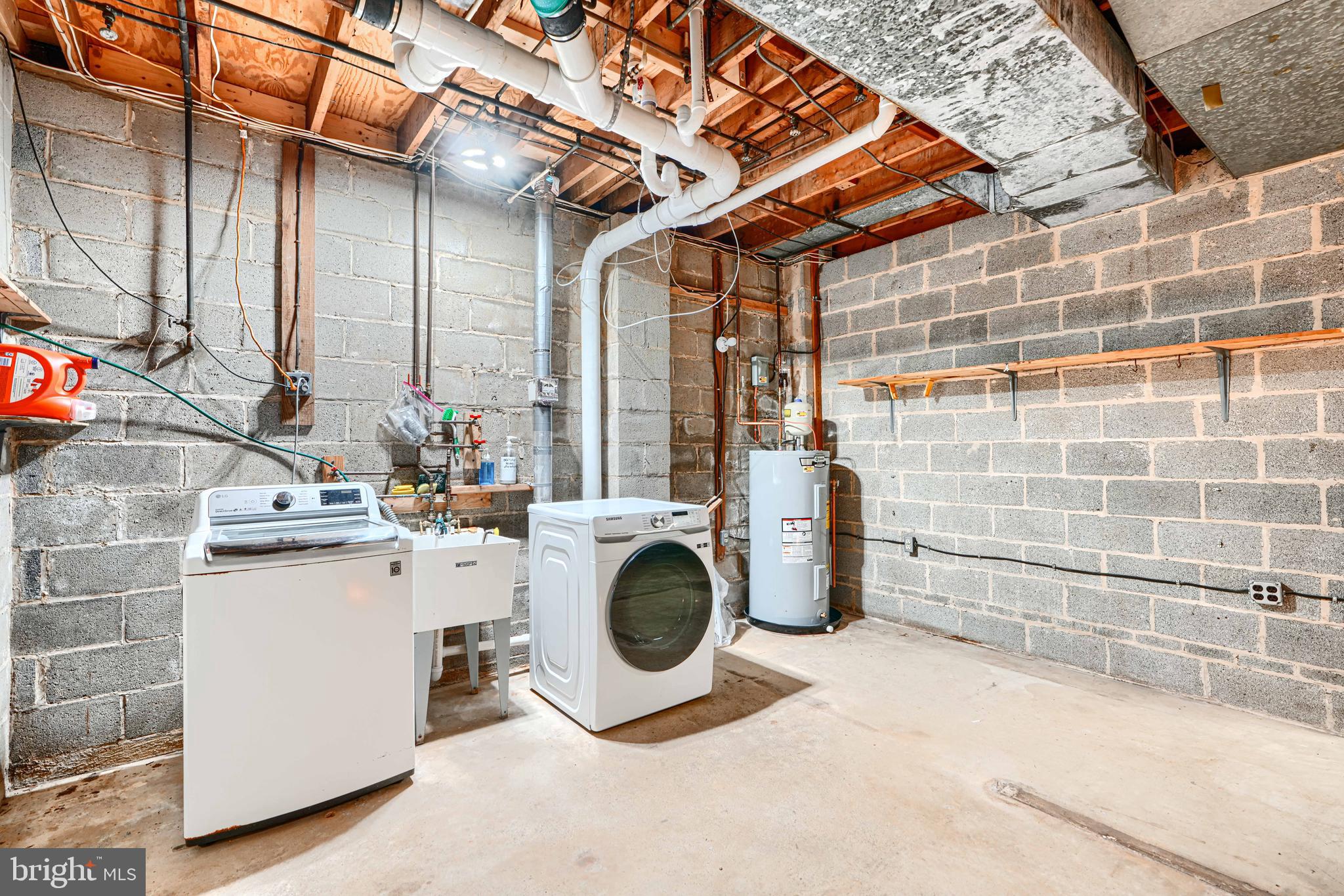 LAKEHURST - Residential