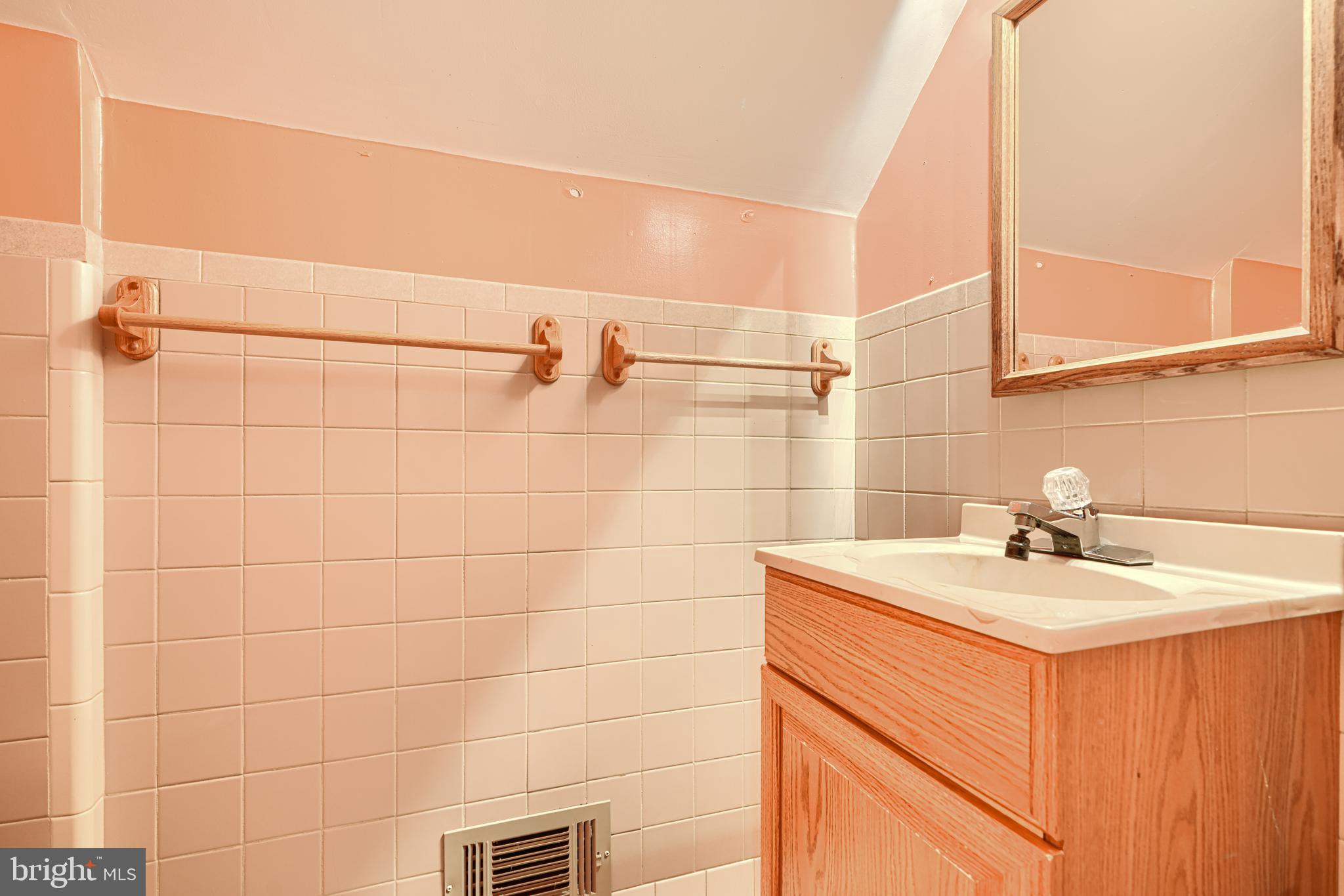 LAKEHURST - Residential