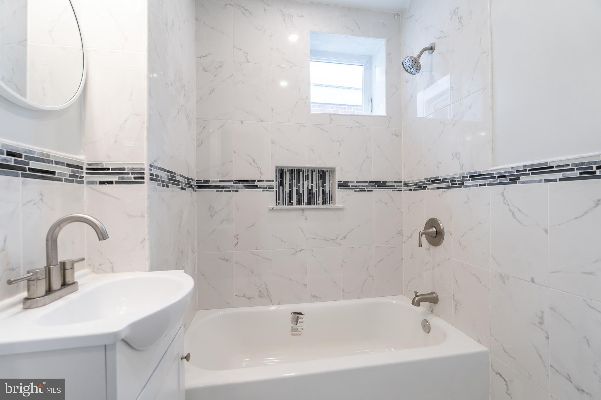 PHILADELPHIA (WEST) - Residential