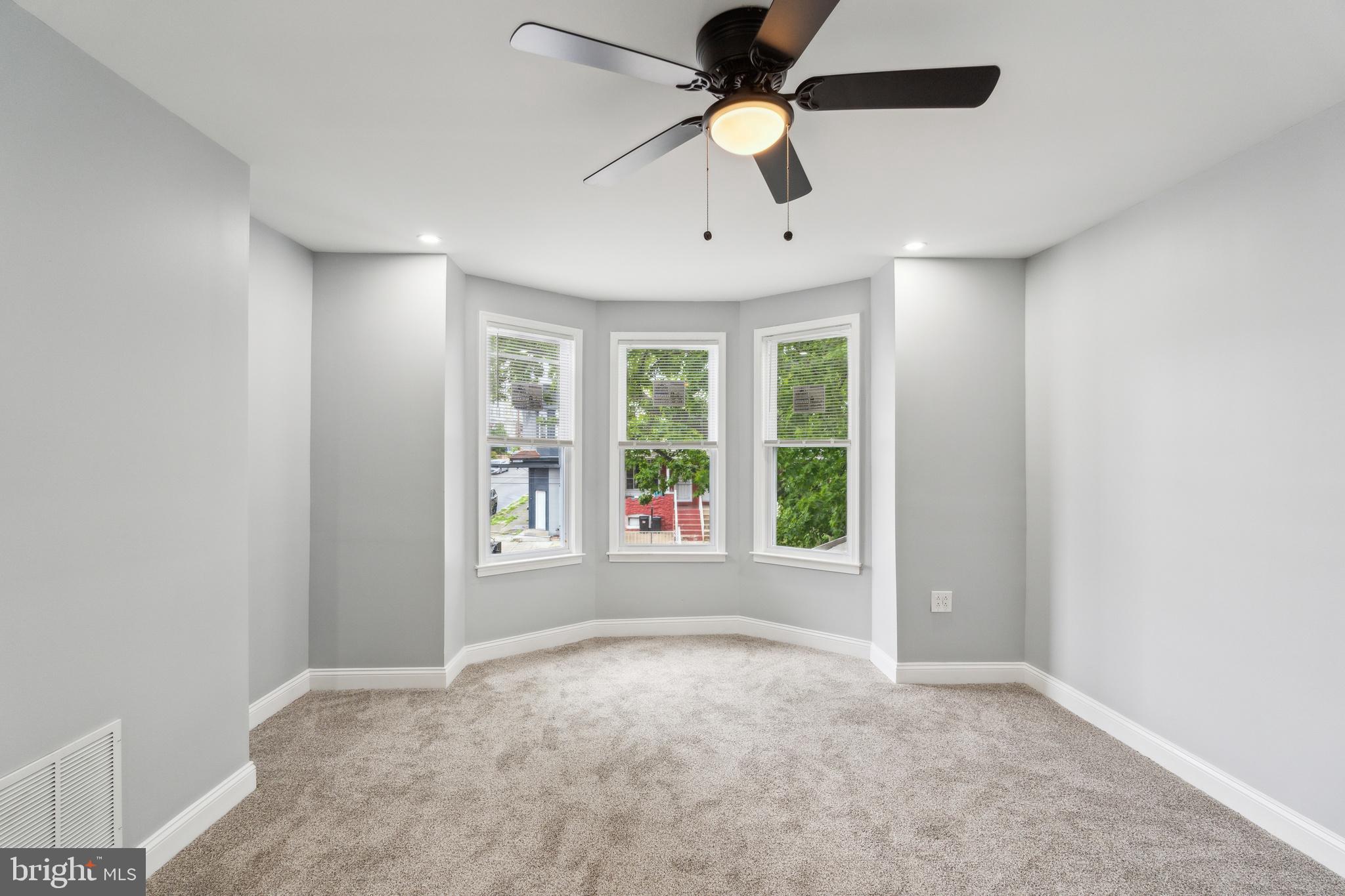PHILADELPHIA (WEST) - Residential
