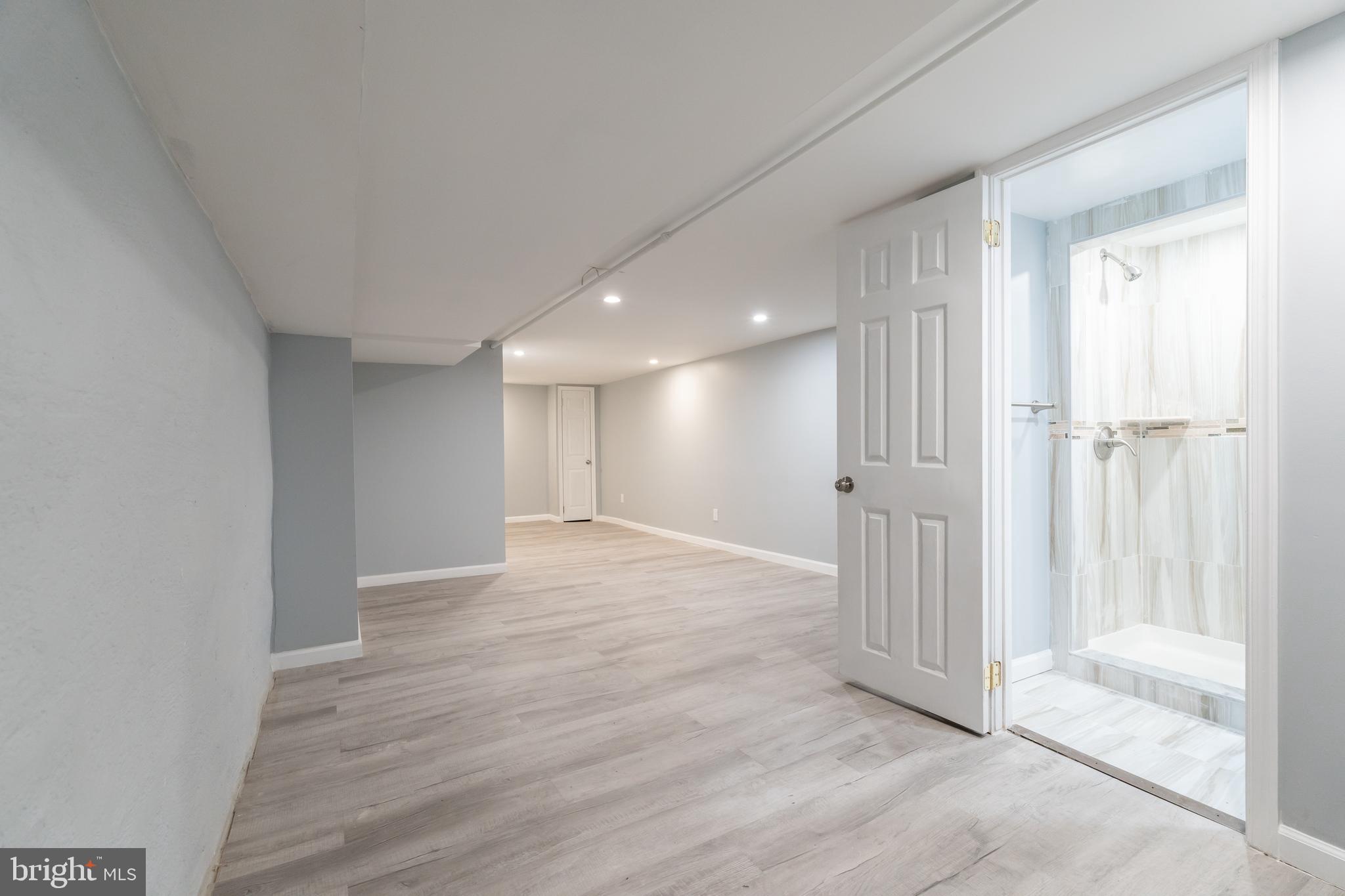 PHILADELPHIA (WEST) - Residential