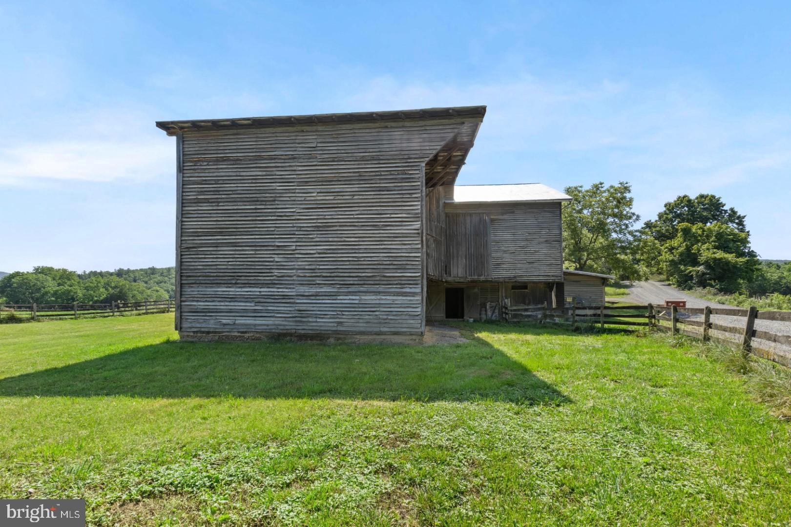 JOHNSTON - Residential