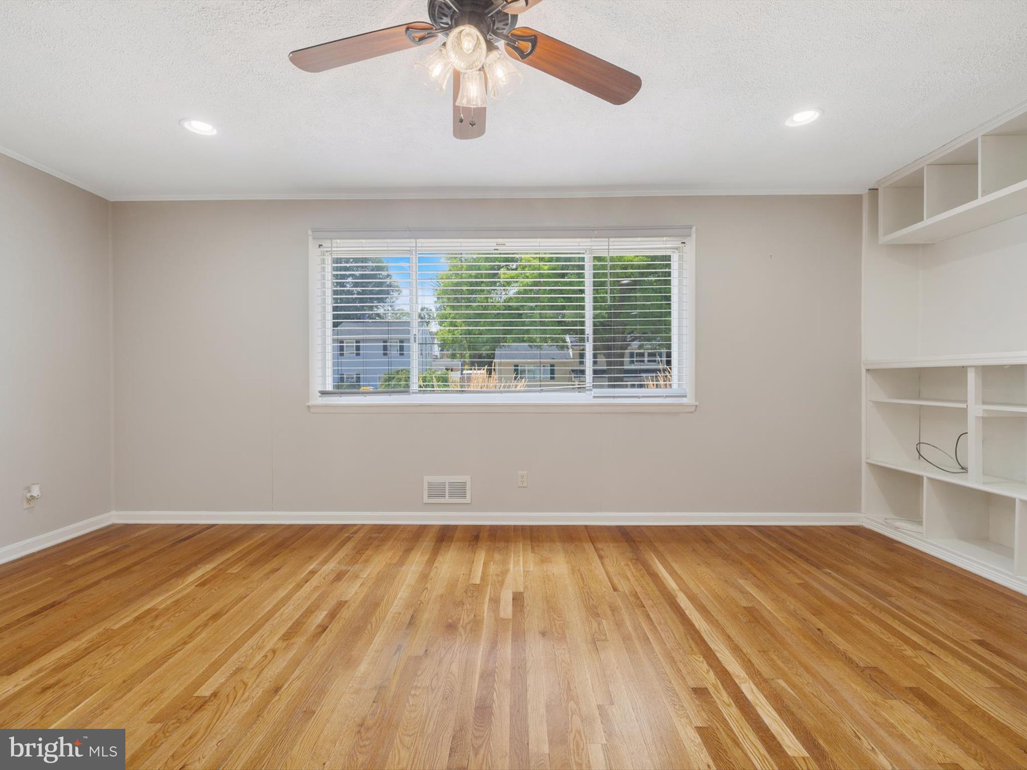 GLEN BURNIE PARK - Residential